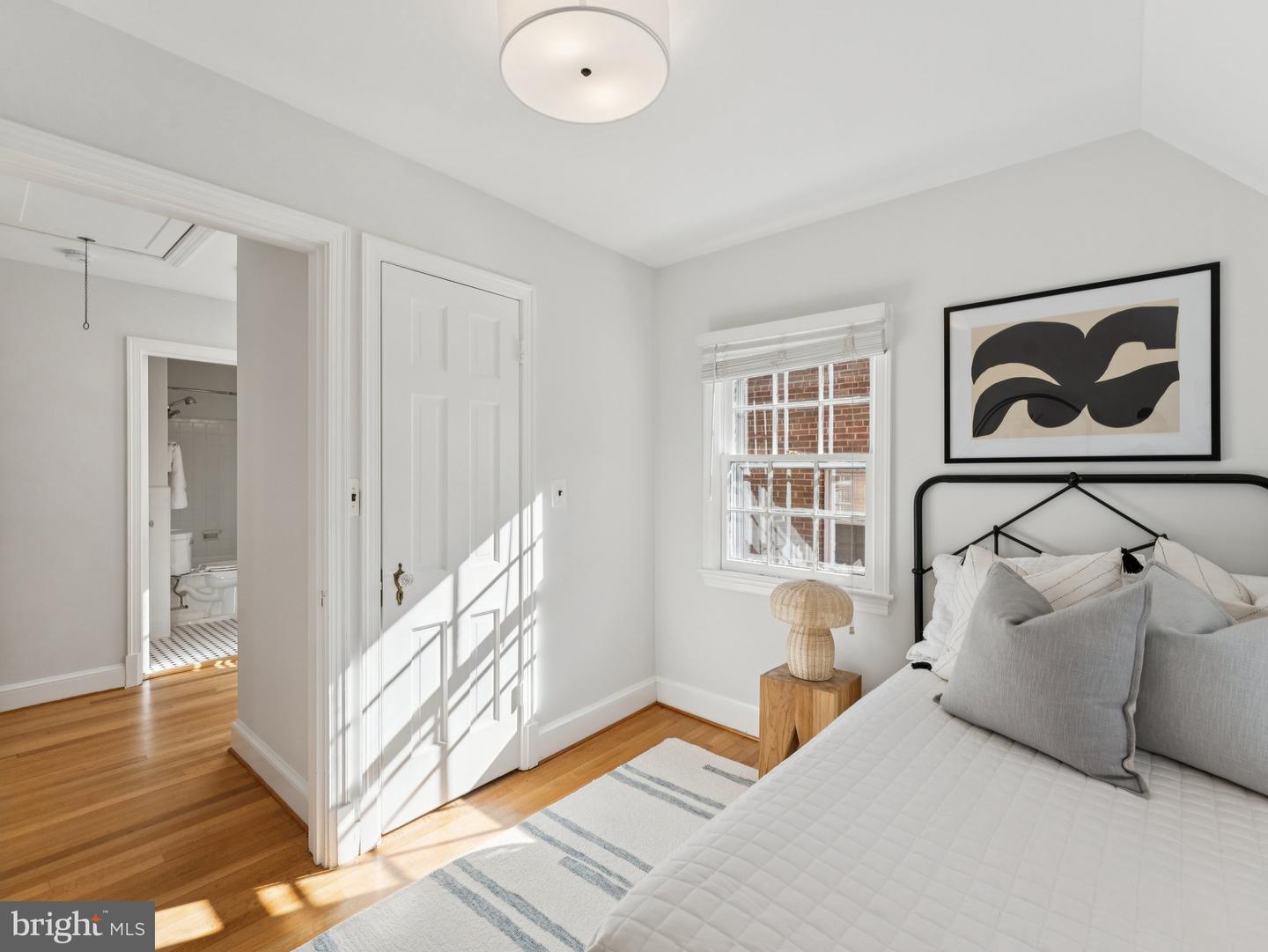 4821 45TH ST NW, WASHINGTON, District Of Columbia 20016, 3 Bedrooms Bedrooms, ,2 BathroomsBathrooms,Residential,For sale,4821 45TH ST NW,DCDC2211630 MLS # DCDC2211630