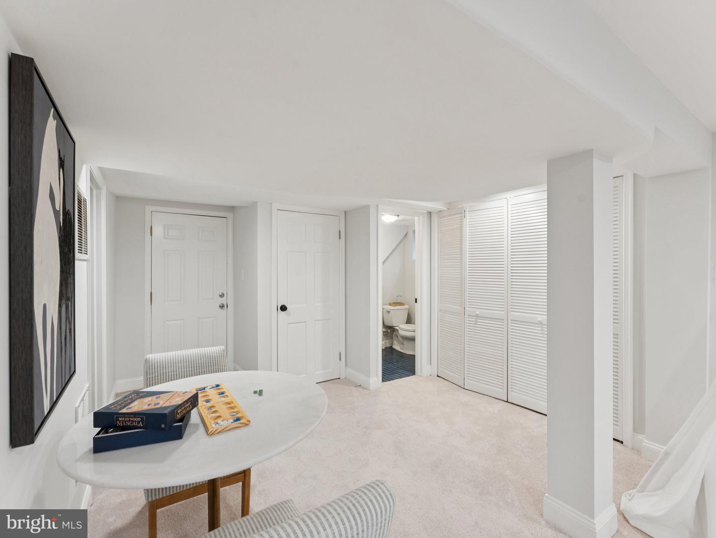 4821 45TH ST NW, WASHINGTON, District Of Columbia 20016, 3 Bedrooms Bedrooms, ,2 BathroomsBathrooms,Residential,For sale,4821 45TH ST NW,DCDC2211630 MLS # DCDC2211630