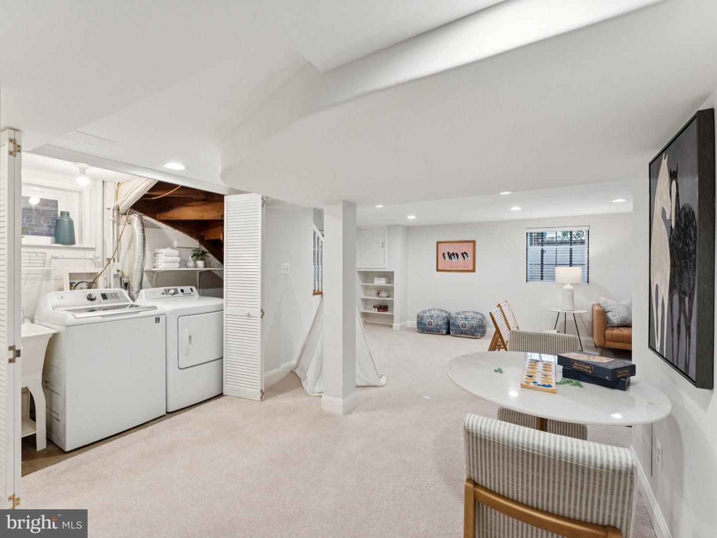 4821 45TH ST NW, WASHINGTON, District Of Columbia 20016, 3 Bedrooms Bedrooms, ,2 BathroomsBathrooms,Residential,For sale,4821 45TH ST NW,DCDC2211630 MLS # DCDC2211630