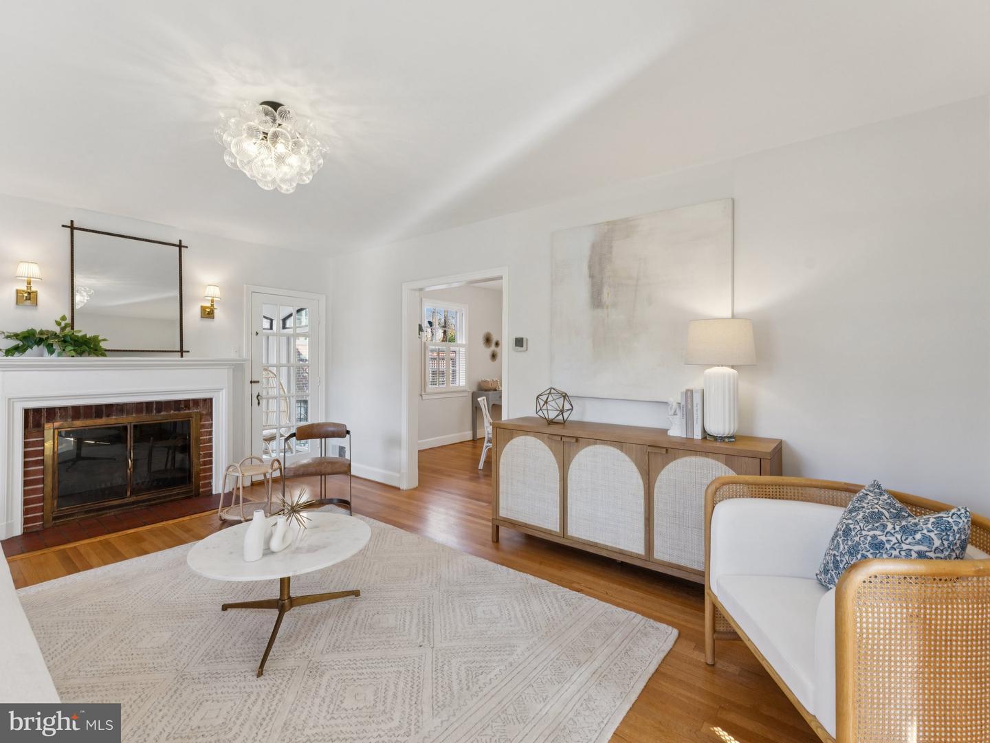 4821 45TH ST NW, WASHINGTON, District Of Columbia 20016, 3 Bedrooms Bedrooms, ,2 BathroomsBathrooms,Residential,For sale,4821 45TH ST NW,DCDC2211630 MLS # DCDC2211630