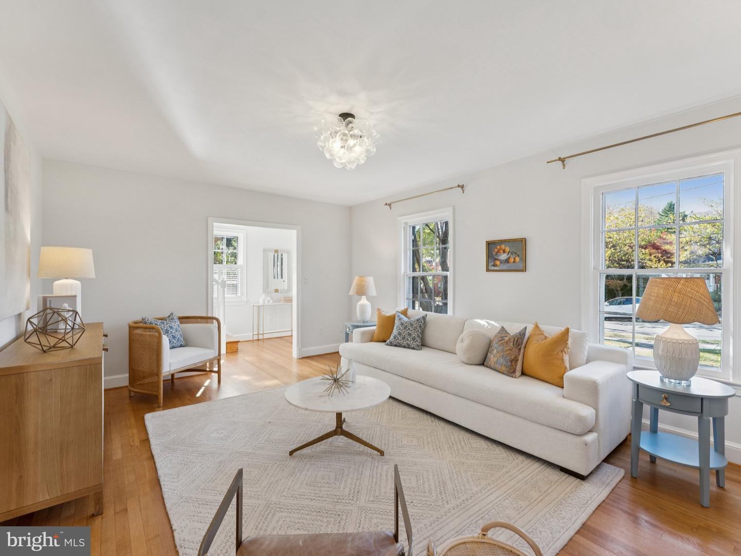 4821 45TH ST NW, WASHINGTON, District Of Columbia 20016, 3 Bedrooms Bedrooms, ,2 BathroomsBathrooms,Residential,For sale,4821 45TH ST NW,DCDC2211630 MLS # DCDC2211630