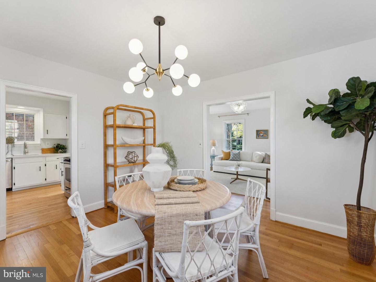 4821 45TH ST NW, WASHINGTON, District Of Columbia 20016, 3 Bedrooms Bedrooms, ,2 BathroomsBathrooms,Residential,For sale,4821 45TH ST NW,DCDC2211630 MLS # DCDC2211630