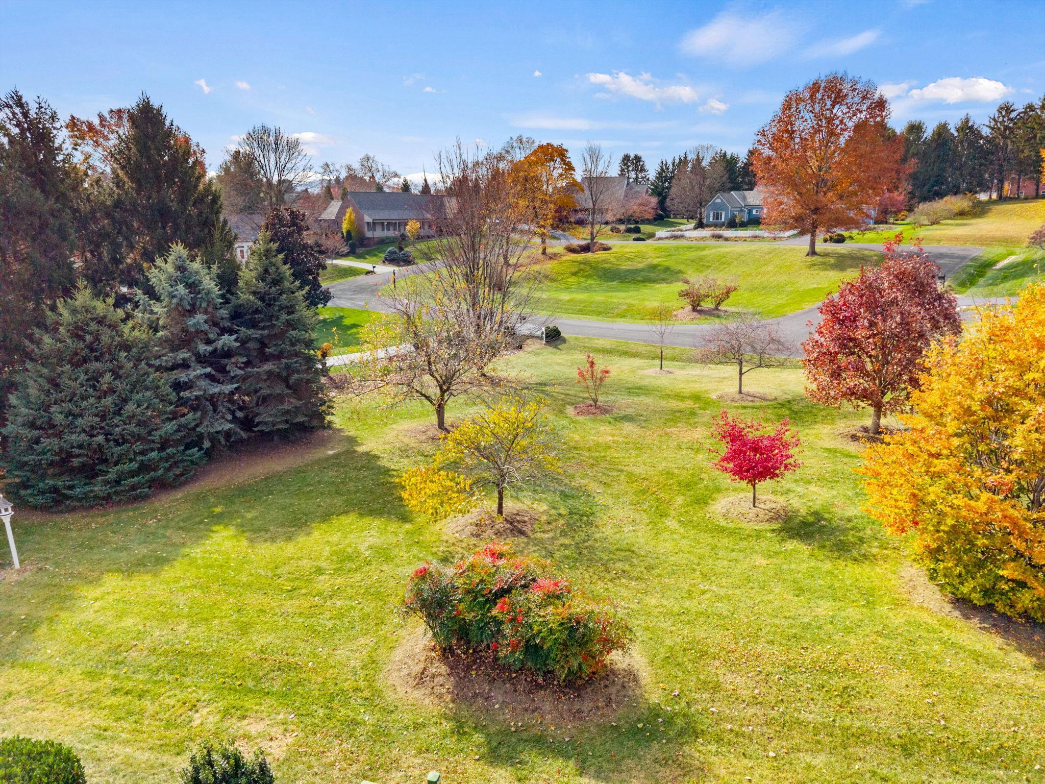 202 KINGS SQ, STAUNTON, Virginia 24401, 4 Bedrooms Bedrooms, ,3 BathroomsBathrooms,Residential,202 KINGS SQ,670910 MLS # 670910 202 KINGS SQ, STAUNTON, Virginia 24401, 4 Bedrooms Bedrooms, ,3 BathroomsBathrooms,Residential,202 KINGS SQ,670910 MLS # 670910