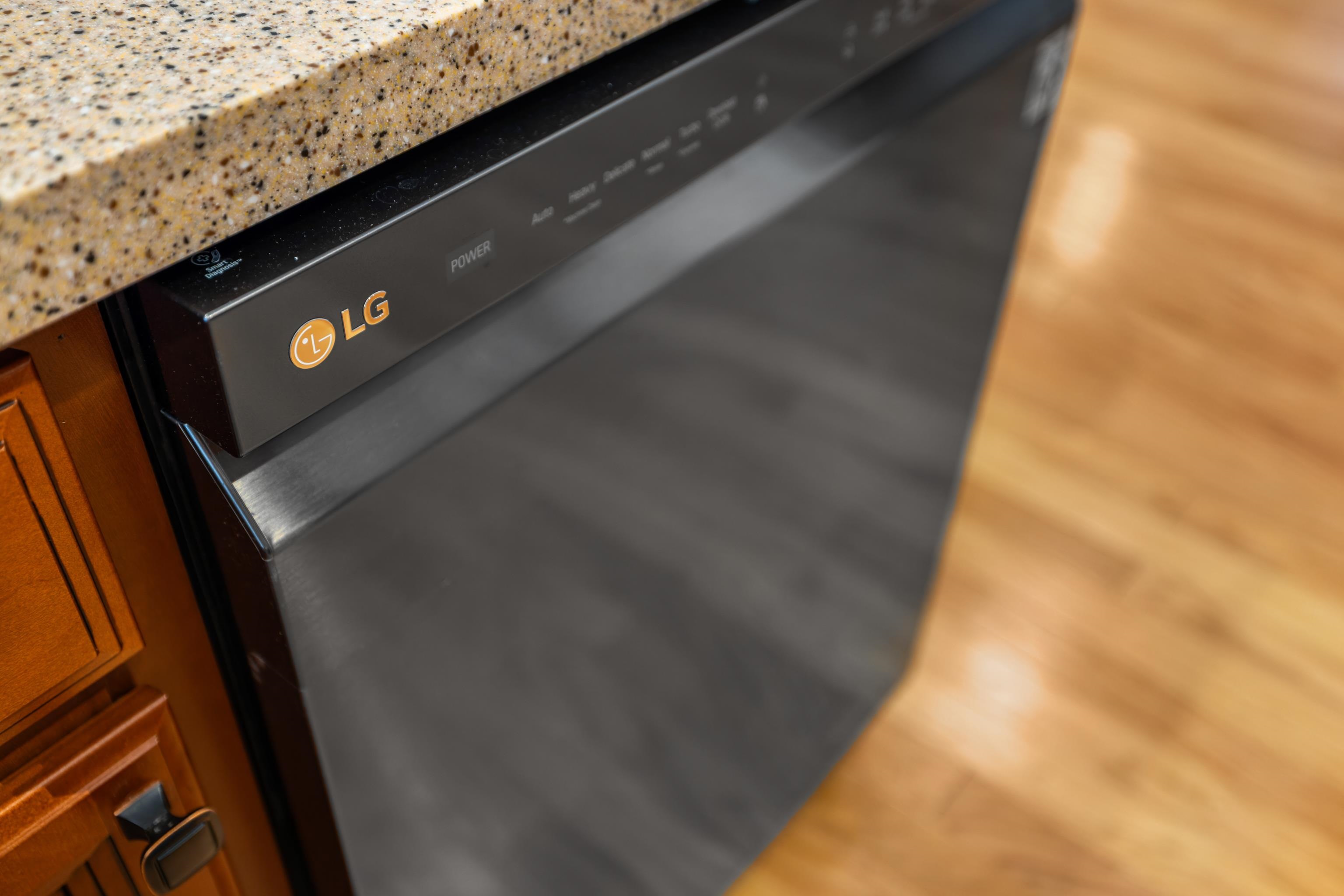 1212 STOCKER ST, STAUNTON, Virginia 24401, 3 Bedrooms Bedrooms, ,2 BathroomsBathrooms,Residential,1212 STOCKER ST,670912 MLS # 670912