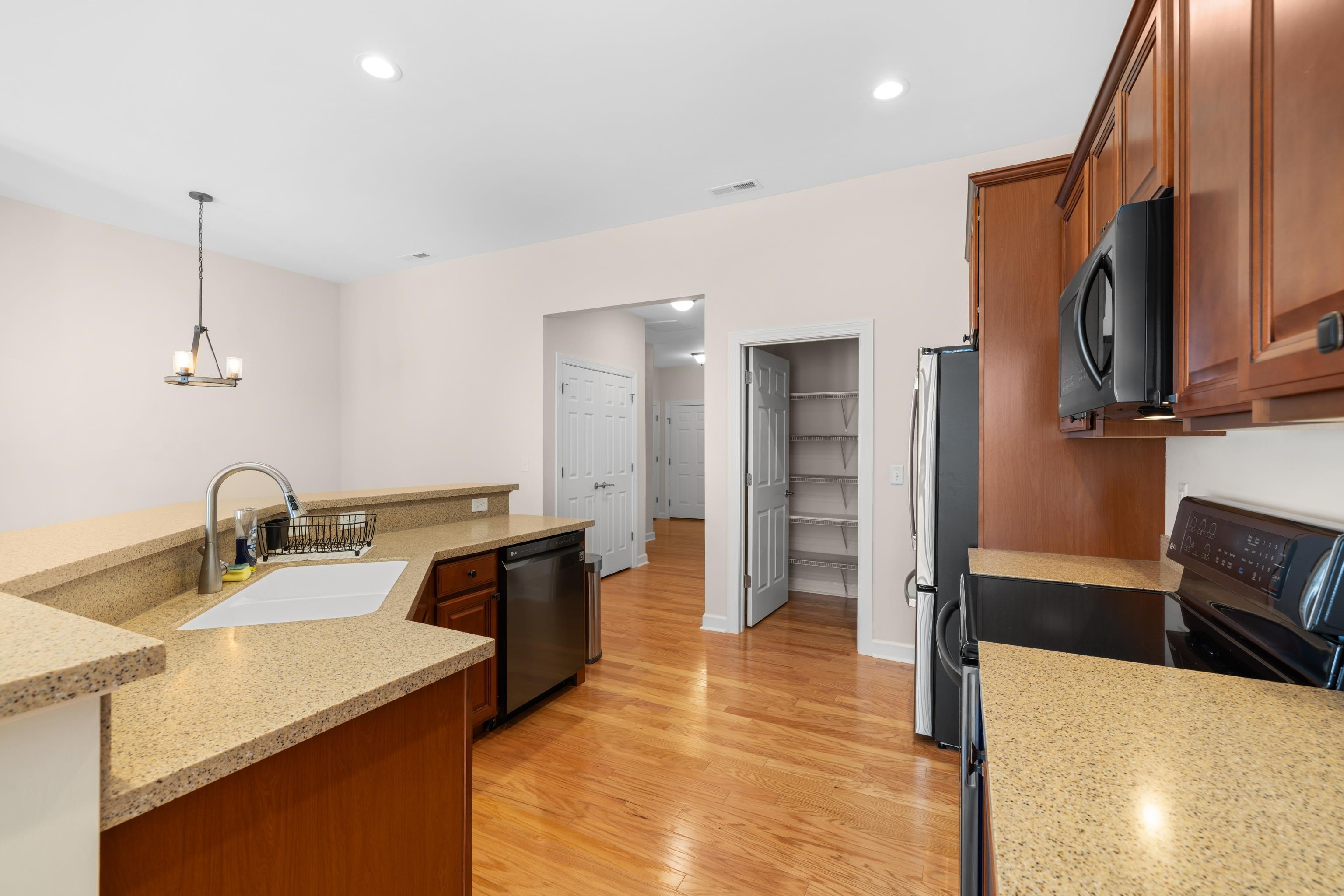 1212 STOCKER ST, STAUNTON, Virginia 24401, 3 Bedrooms Bedrooms, ,2 BathroomsBathrooms,Residential,1212 STOCKER ST,670912 MLS # 670912