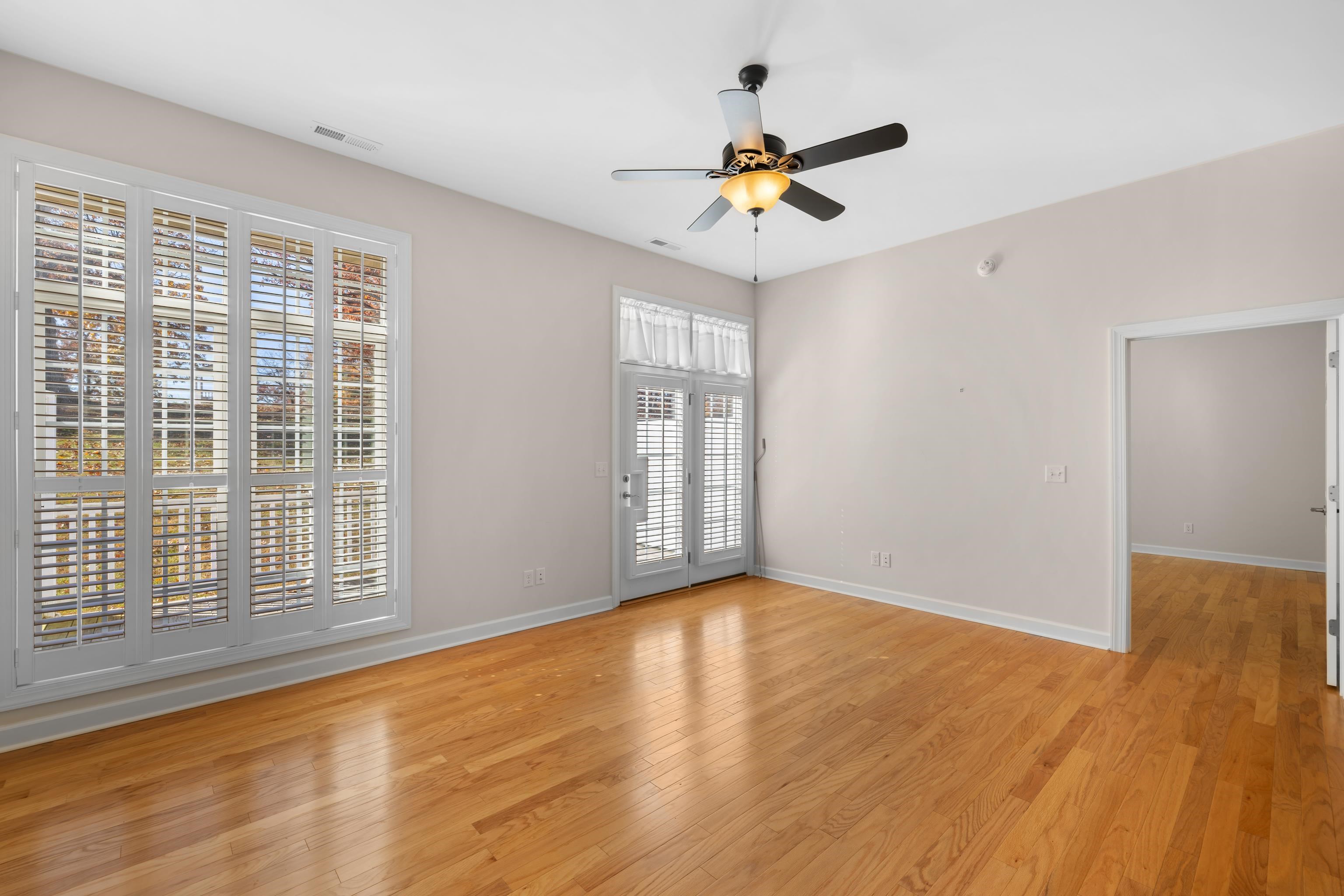 1212 STOCKER ST, STAUNTON, Virginia 24401, 3 Bedrooms Bedrooms, ,2 BathroomsBathrooms,Residential,1212 STOCKER ST,670912 MLS # 670912