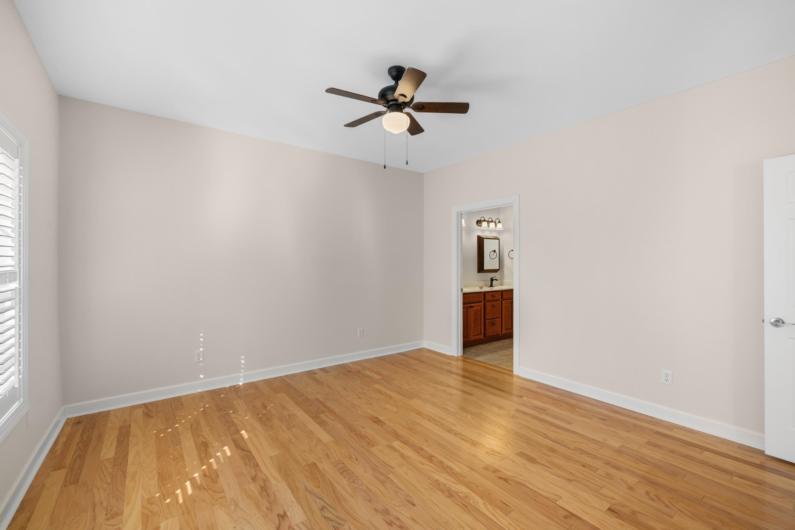 1212 STOCKER ST, STAUNTON, Virginia 24401, 3 Bedrooms Bedrooms, ,2 BathroomsBathrooms,Residential,1212 STOCKER ST,670912 MLS # 670912