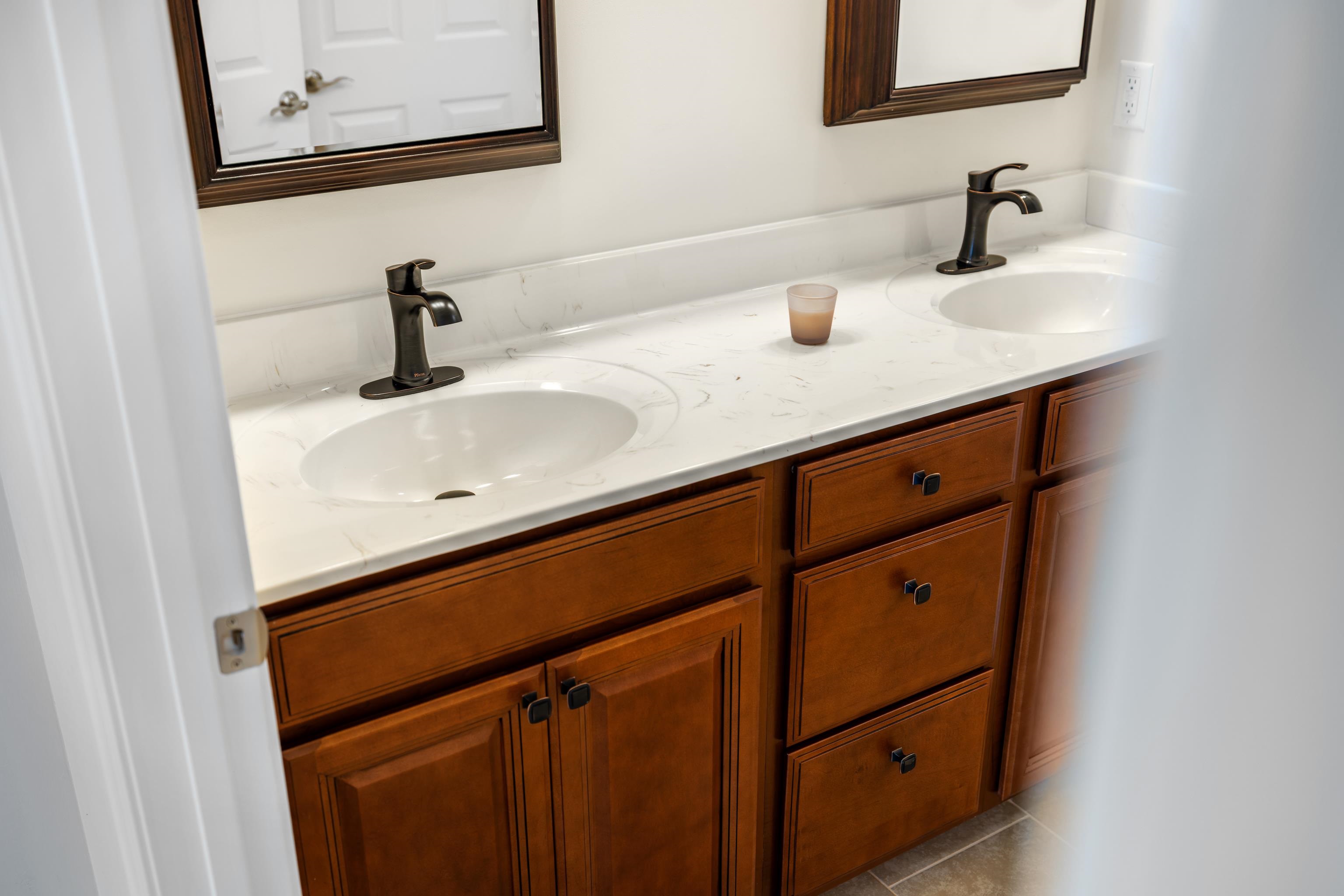 1212 STOCKER ST, STAUNTON, Virginia 24401, 3 Bedrooms Bedrooms, ,2 BathroomsBathrooms,Residential,1212 STOCKER ST,670912 MLS # 670912