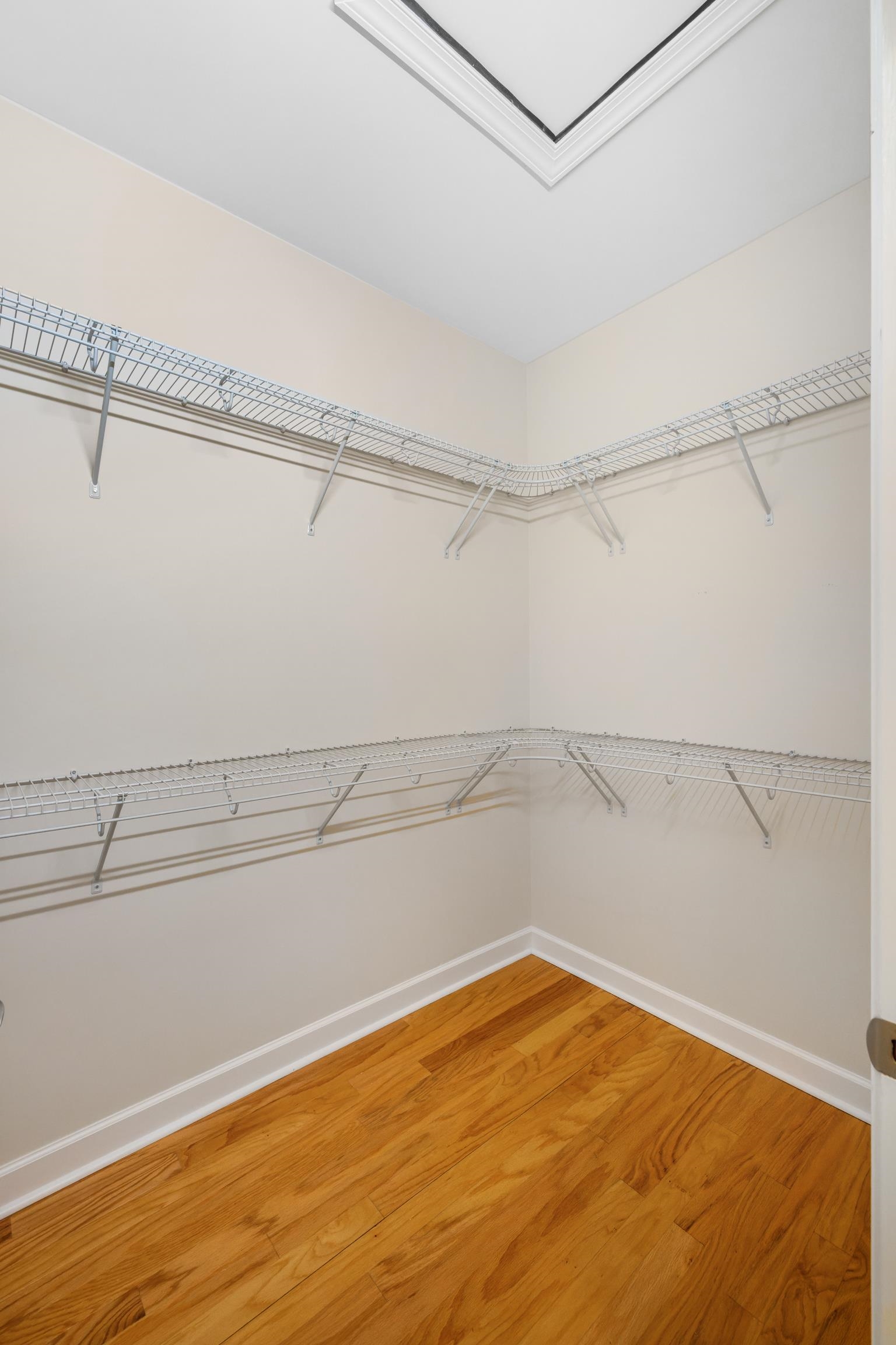 1212 STOCKER ST, STAUNTON, Virginia 24401, 3 Bedrooms Bedrooms, ,2 BathroomsBathrooms,Residential,1212 STOCKER ST,670912 MLS # 670912