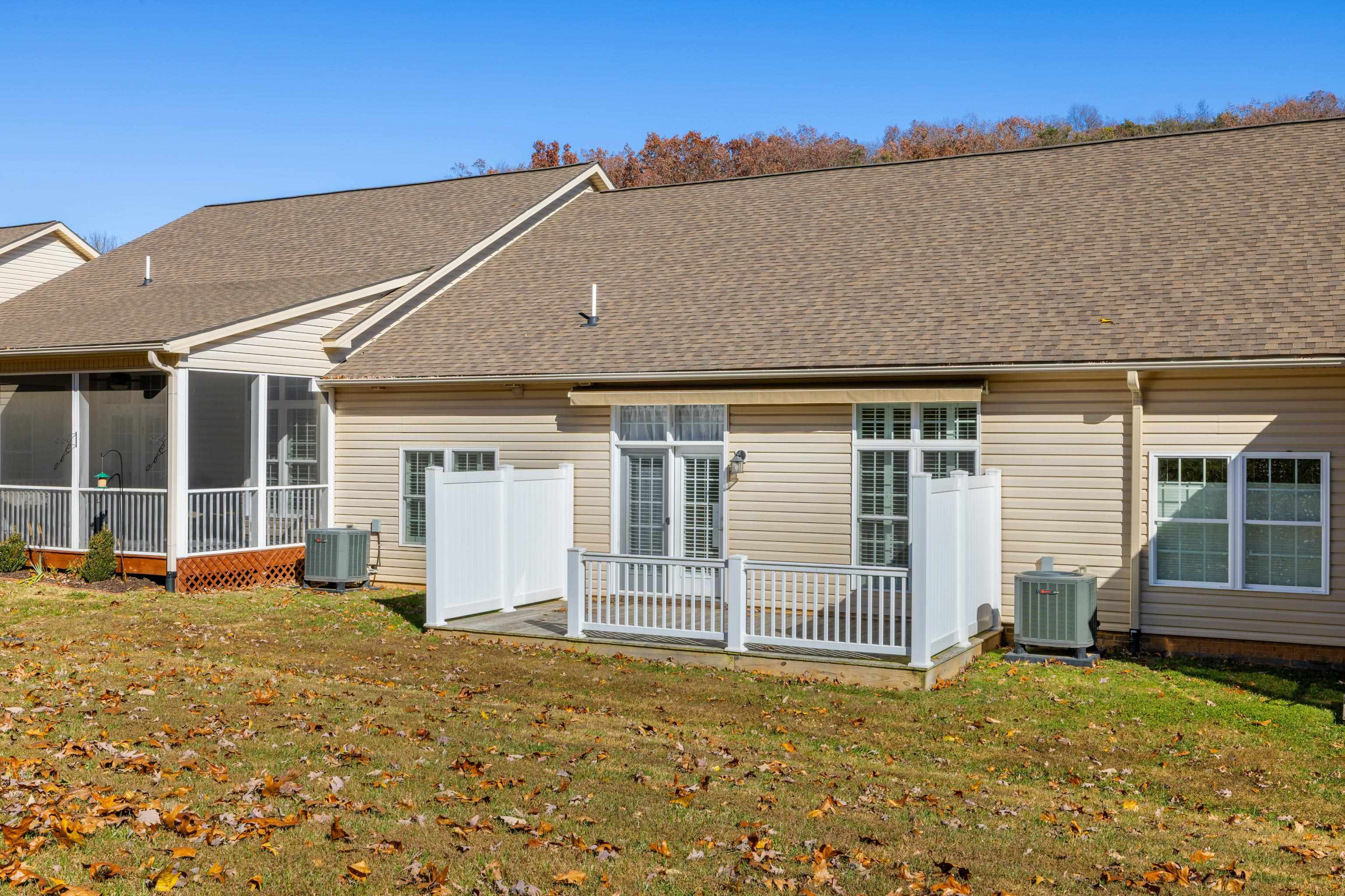 1212 STOCKER ST, STAUNTON, Virginia 24401, 3 Bedrooms Bedrooms, ,2 BathroomsBathrooms,Residential,1212 STOCKER ST,670912 MLS # 670912