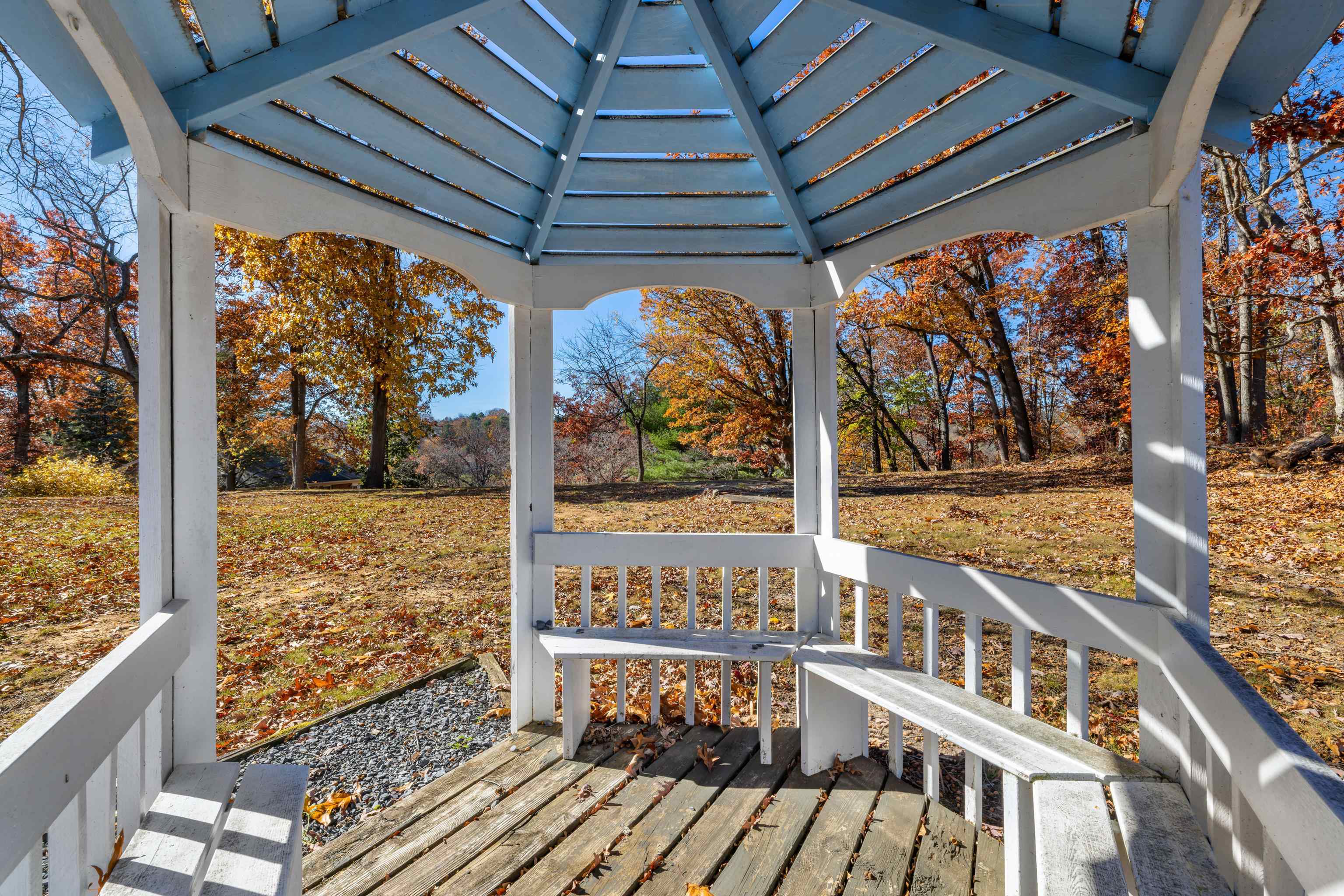 1212 STOCKER ST, STAUNTON, Virginia 24401, 3 Bedrooms Bedrooms, ,2 BathroomsBathrooms,Residential,1212 STOCKER ST,670912 MLS # 670912