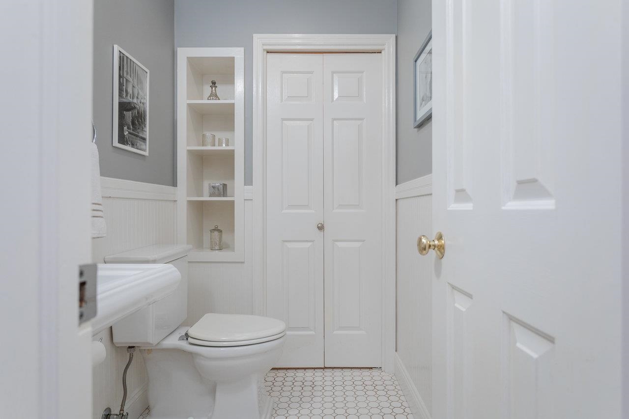 4216 COUNTRYSIDE DR, BRIDGEWATER, Virginia 22812, 3 Bedrooms Bedrooms, ,1 BathroomBathrooms,Residential,4216 COUNTRYSIDE DR,670913 MLS # 670913