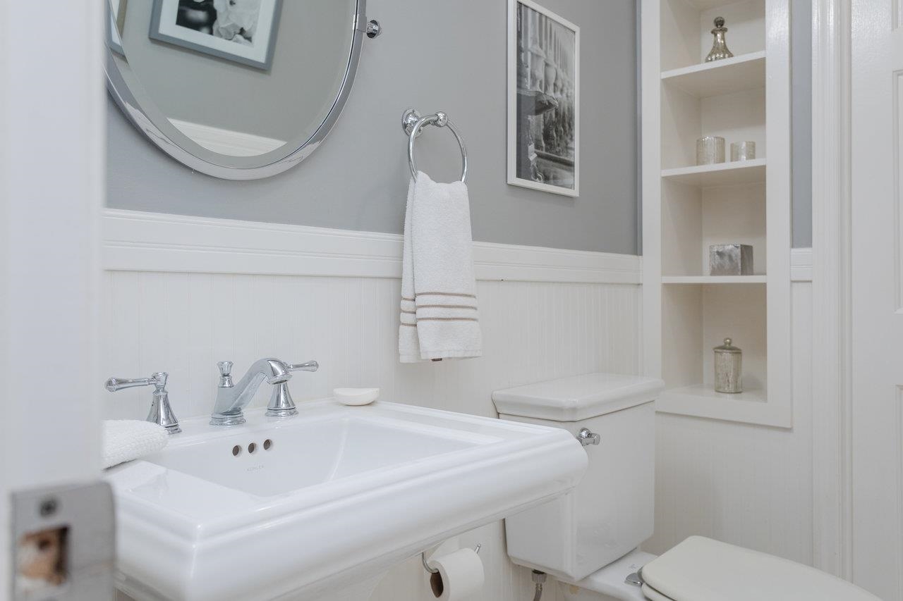 4216 COUNTRYSIDE DR, BRIDGEWATER, Virginia 22812, 3 Bedrooms Bedrooms, ,1 BathroomBathrooms,Residential,4216 COUNTRYSIDE DR,670913 MLS # 670913