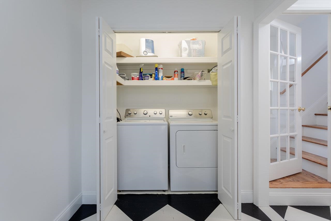 4216 COUNTRYSIDE DR, BRIDGEWATER, Virginia 22812, 3 Bedrooms Bedrooms, ,1 BathroomBathrooms,Residential,4216 COUNTRYSIDE DR,670913 MLS # 670913