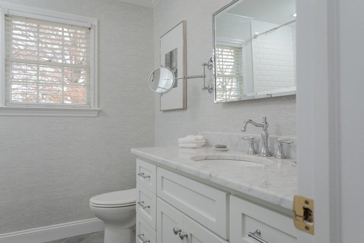 4216 COUNTRYSIDE DR, BRIDGEWATER, Virginia 22812, 3 Bedrooms Bedrooms, ,1 BathroomBathrooms,Residential,4216 COUNTRYSIDE DR,670913 MLS # 670913