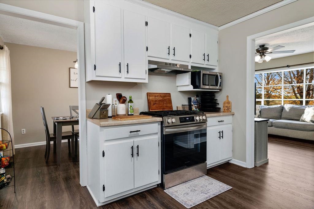 855 KIDDSVILLE RD, WAYNESBORO, Virginia 22980, 4 Bedrooms Bedrooms, ,1 BathroomBathrooms,Residential,855 KIDDSVILLE RD,670916 MLS # 670916