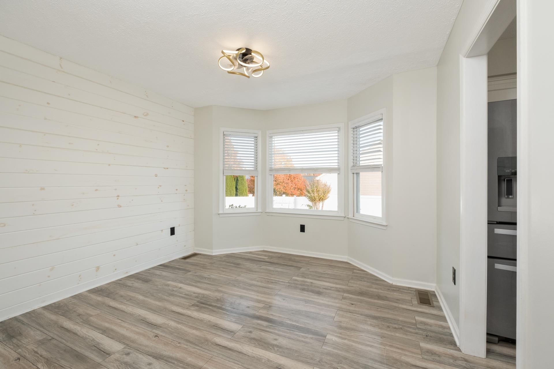 1905 MONROE ST, WAYNESBORO, Virginia 22980, 3 Bedrooms Bedrooms, ,2 BathroomsBathrooms,Residential,1905 MONROE ST,670924 MLS # 670924