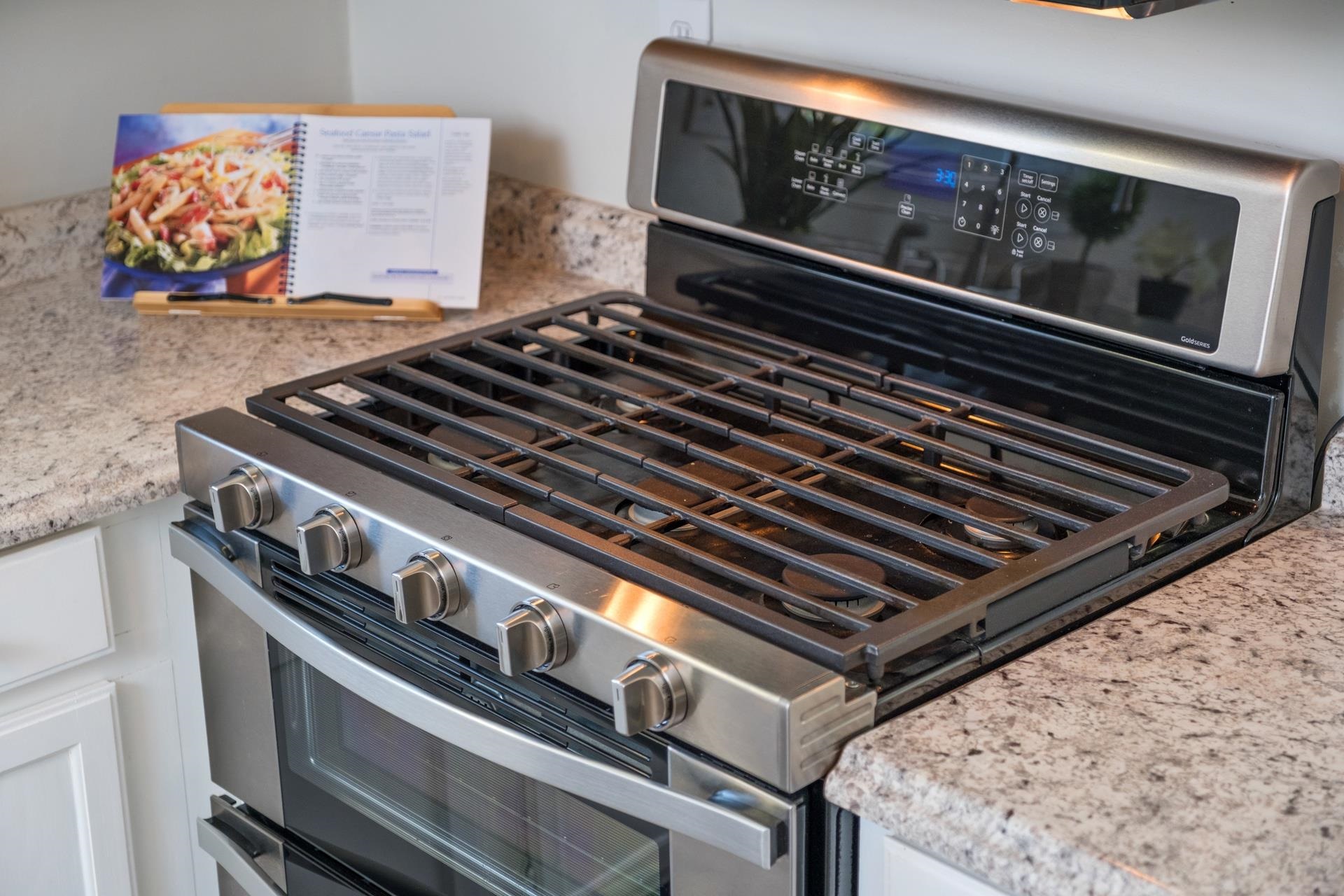 1905 MONROE ST, WAYNESBORO, Virginia 22980, 3 Bedrooms Bedrooms, ,2 BathroomsBathrooms,Residential,1905 MONROE ST,670924 MLS # 670924