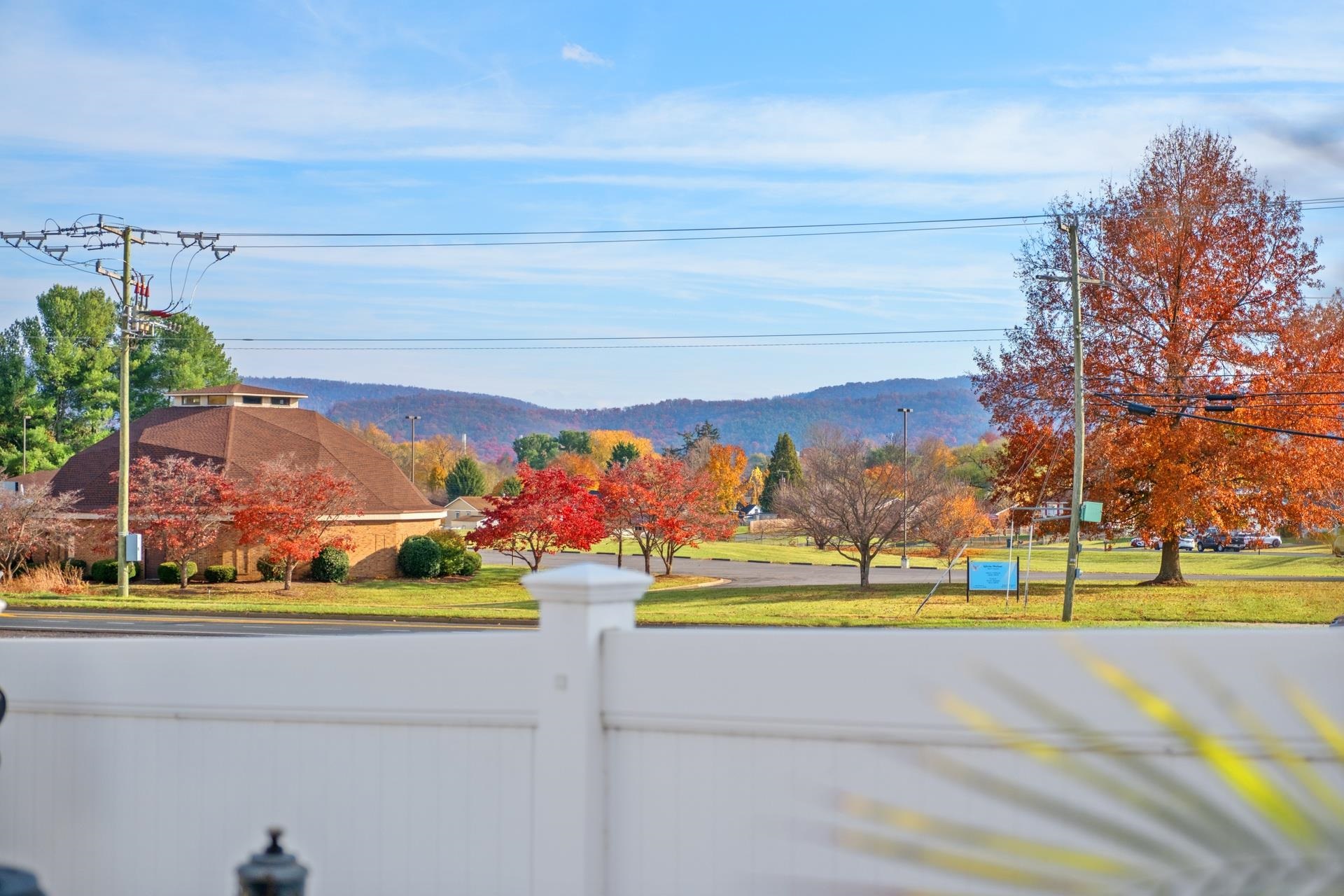 1905 MONROE ST, WAYNESBORO, Virginia 22980, 3 Bedrooms Bedrooms, ,2 BathroomsBathrooms,Residential,1905 MONROE ST,670924 MLS # 670924