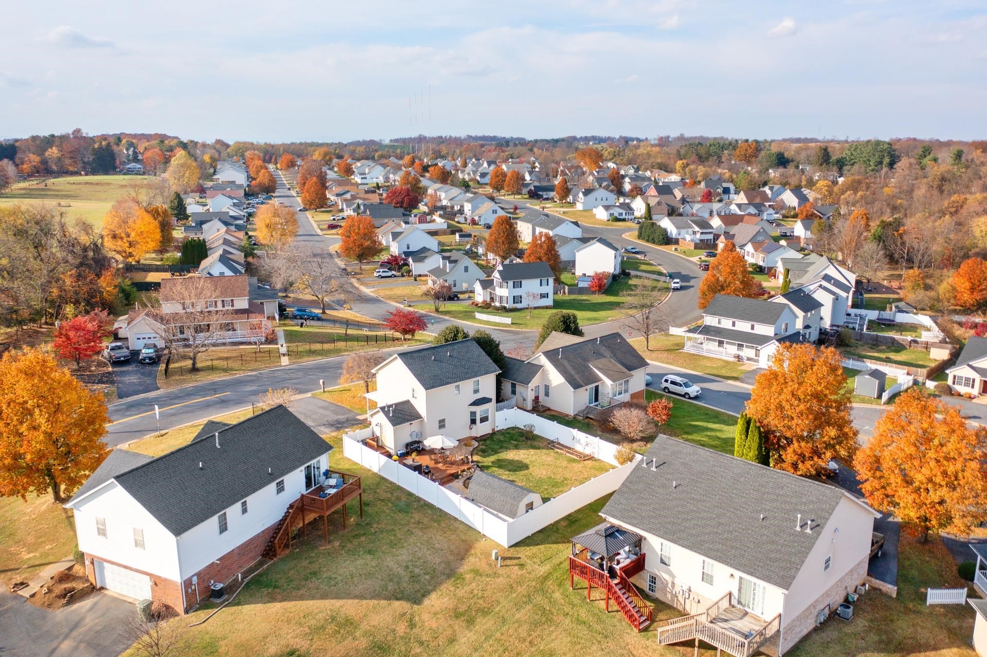 1905 MONROE ST, WAYNESBORO, Virginia 22980, 3 Bedrooms Bedrooms, ,2 BathroomsBathrooms,Residential,1905 MONROE ST,670924 MLS # 670924