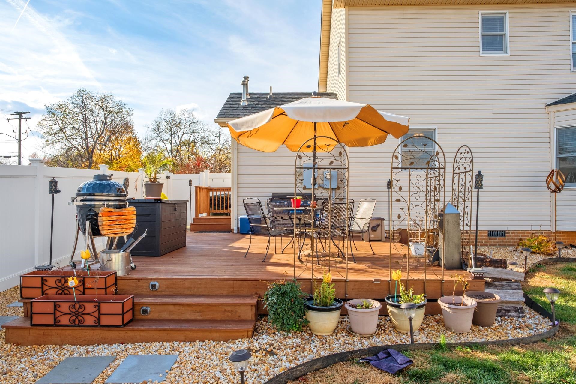 1905 MONROE ST, WAYNESBORO, Virginia 22980, 3 Bedrooms Bedrooms, ,2 BathroomsBathrooms,Residential,1905 MONROE ST,670924 MLS # 670924