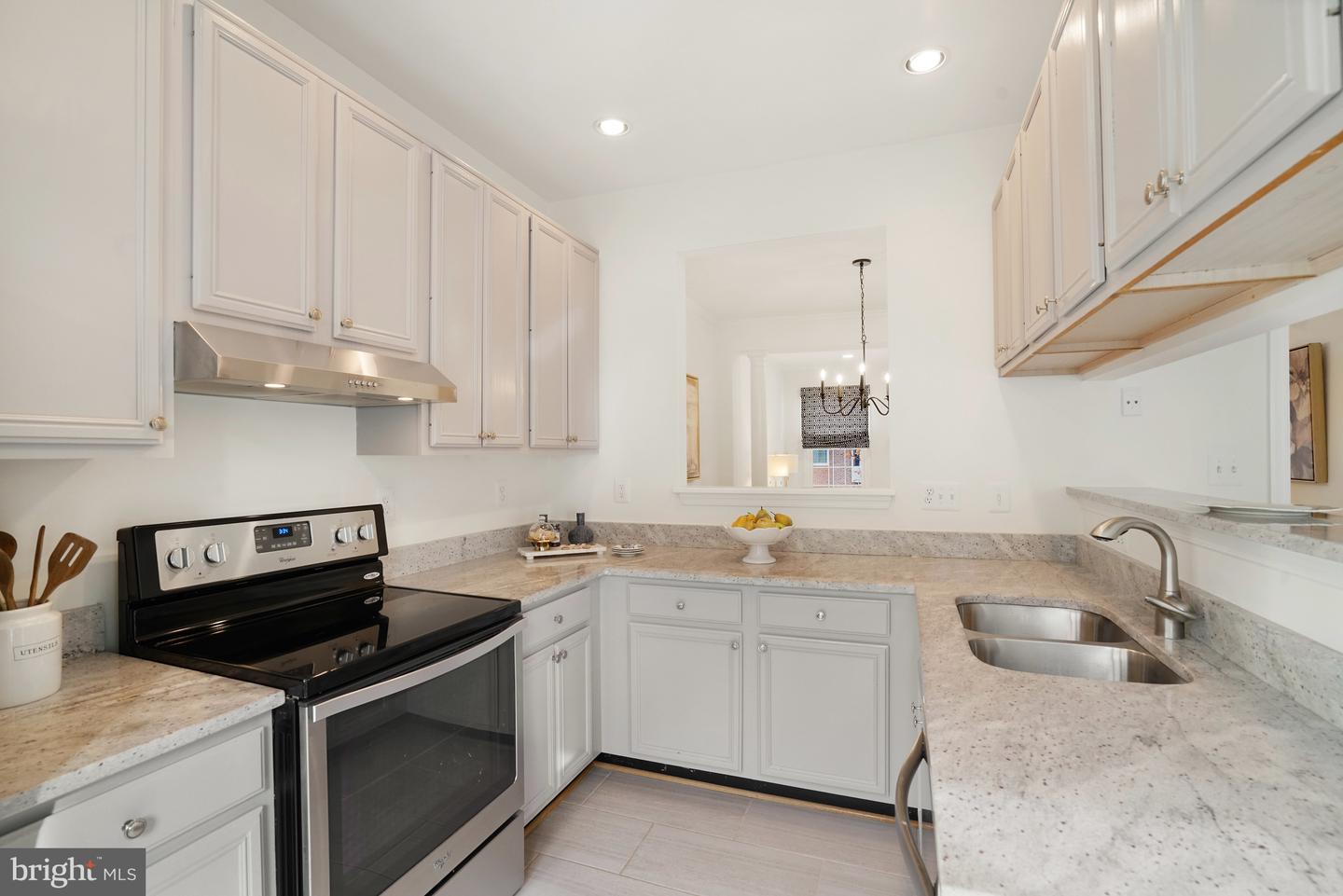 5606 BROOKLAND CT, ALEXANDRIA, Virginia 22310, 3 Bedrooms Bedrooms, ,2 BathroomsBathrooms,Residential,For sale,5606 BROOKLAND CT,VAFX2275814 MLS # VAFX2275814 5606 BROOKLAND CT, ALEXANDRIA, Virginia 22310, 3 Bedrooms Bedrooms, ,2 BathroomsBathrooms,Residential,For sale,5606 BROOKLAND CT,VAFX2275814 MLS # VAFX2275814