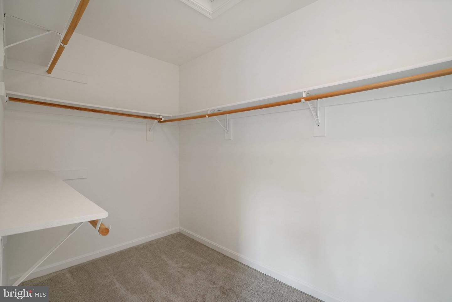 5606 BROOKLAND CT, ALEXANDRIA, Virginia 22310, 3 Bedrooms Bedrooms, ,2 BathroomsBathrooms,Residential,For sale,5606 BROOKLAND CT,VAFX2275814 MLS # VAFX2275814 5606 BROOKLAND CT, ALEXANDRIA, Virginia 22310, 3 Bedrooms Bedrooms, ,2 BathroomsBathrooms,Residential,For sale,5606 BROOKLAND CT,VAFX2275814 MLS # VAFX2275814