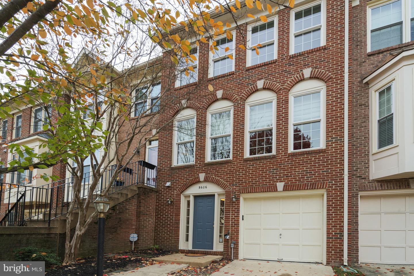 5606 BROOKLAND CT, ALEXANDRIA, Virginia 22310, 3 Bedrooms Bedrooms, ,2 BathroomsBathrooms,Residential,For sale,5606 BROOKLAND CT,VAFX2275814 MLS # VAFX2275814 5606 BROOKLAND CT, ALEXANDRIA, Virginia 22310, 3 Bedrooms Bedrooms, ,2 BathroomsBathrooms,Residential,For sale,5606 BROOKLAND CT,VAFX2275814 MLS # VAFX2275814