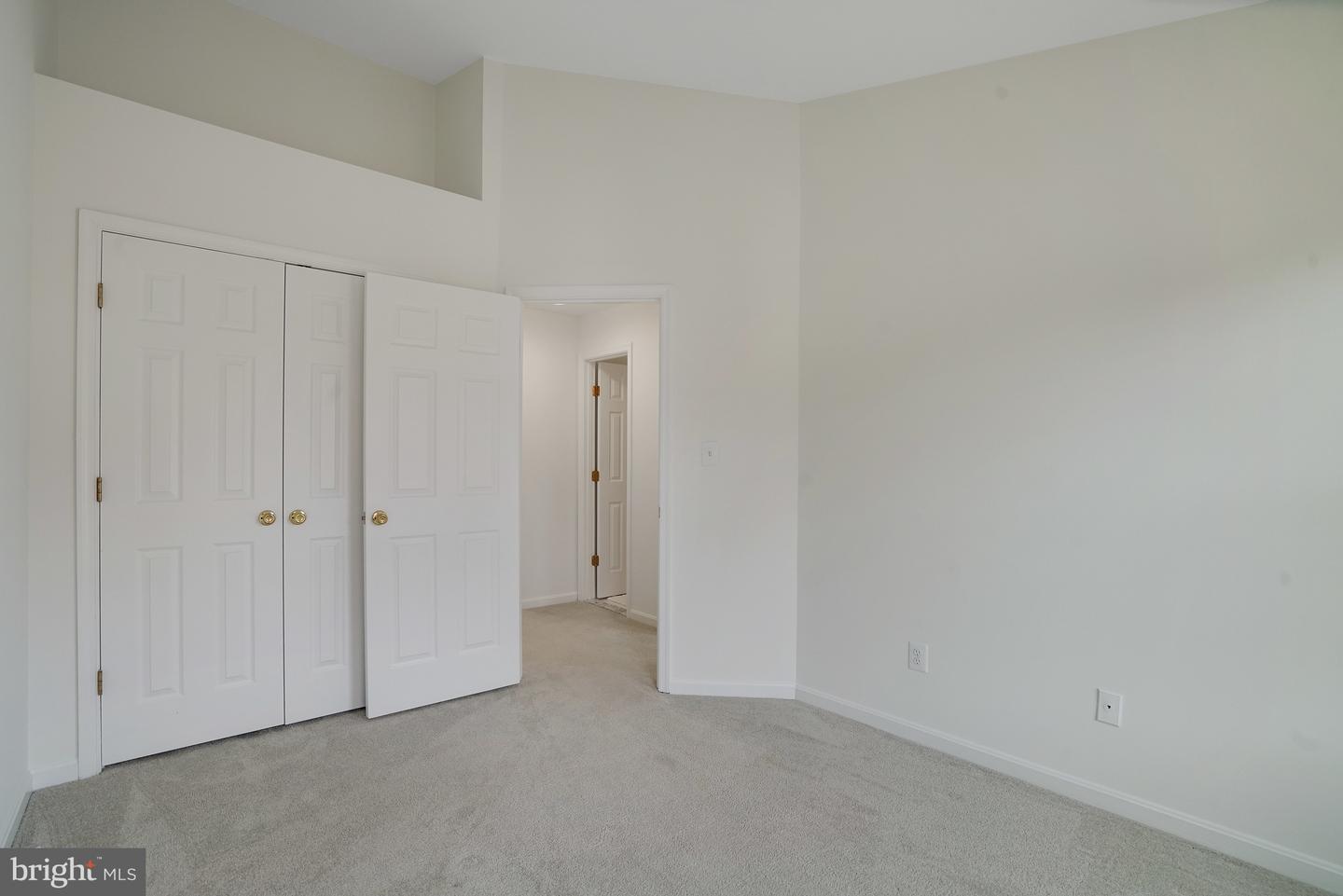 5606 BROOKLAND CT, ALEXANDRIA, Virginia 22310, 3 Bedrooms Bedrooms, ,2 BathroomsBathrooms,Residential,For sale,5606 BROOKLAND CT,VAFX2275814 MLS # VAFX2275814 5606 BROOKLAND CT, ALEXANDRIA, Virginia 22310, 3 Bedrooms Bedrooms, ,2 BathroomsBathrooms,Residential,For sale,5606 BROOKLAND CT,VAFX2275814 MLS # VAFX2275814