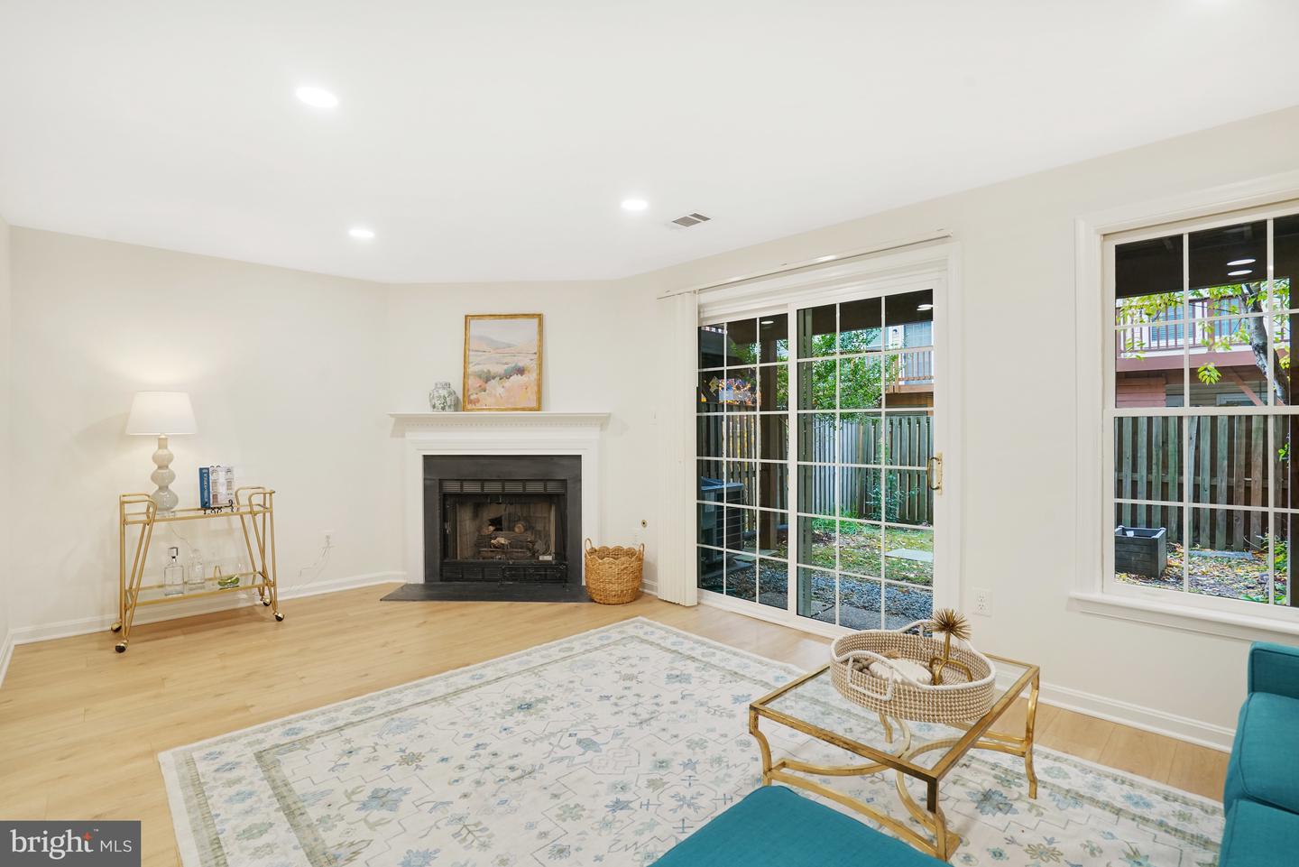 5606 BROOKLAND CT, ALEXANDRIA, Virginia 22310, 3 Bedrooms Bedrooms, ,2 BathroomsBathrooms,Residential,For sale,5606 BROOKLAND CT,VAFX2275814 MLS # VAFX2275814 5606 BROOKLAND CT, ALEXANDRIA, Virginia 22310, 3 Bedrooms Bedrooms, ,2 BathroomsBathrooms,Residential,For sale,5606 BROOKLAND CT,VAFX2275814 MLS # VAFX2275814