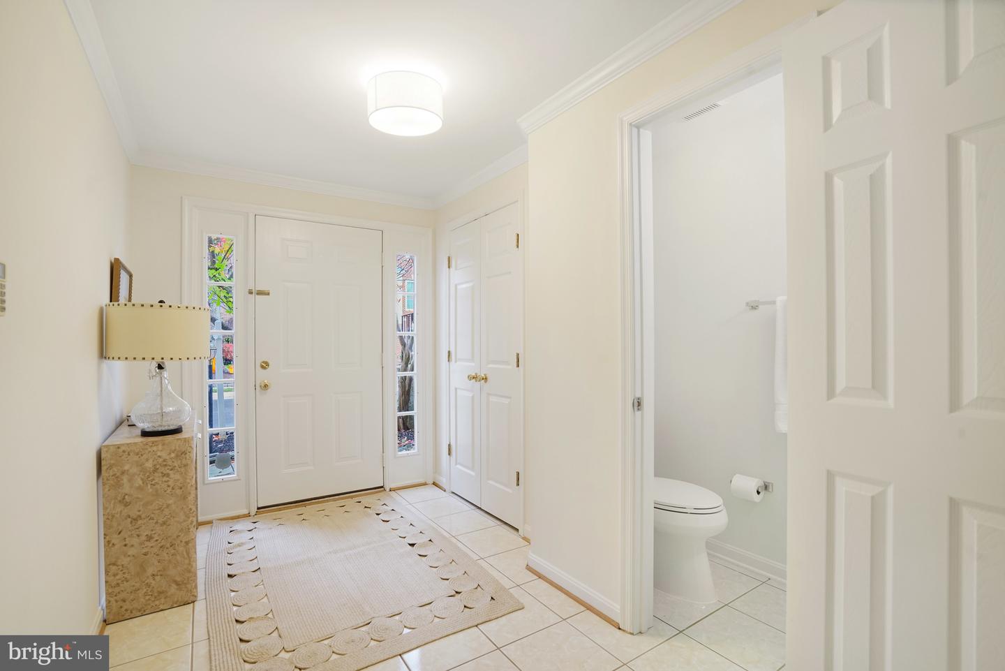 5606 BROOKLAND CT, ALEXANDRIA, Virginia 22310, 3 Bedrooms Bedrooms, ,2 BathroomsBathrooms,Residential,For sale,5606 BROOKLAND CT,VAFX2275814 MLS # VAFX2275814 5606 BROOKLAND CT, ALEXANDRIA, Virginia 22310, 3 Bedrooms Bedrooms, ,2 BathroomsBathrooms,Residential,For sale,5606 BROOKLAND CT,VAFX2275814 MLS # VAFX2275814