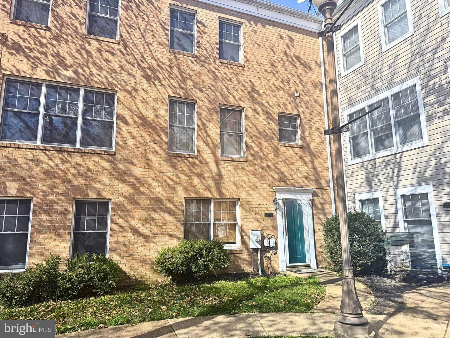 806 HR DR SE, WASHINGTON, District Of Columbia 20032, 4 Bedrooms Bedrooms, ,3 BathroomsBathrooms,Residential,For sale,806 HR DR SE,DCDC2229046 MLS # DCDC2229046