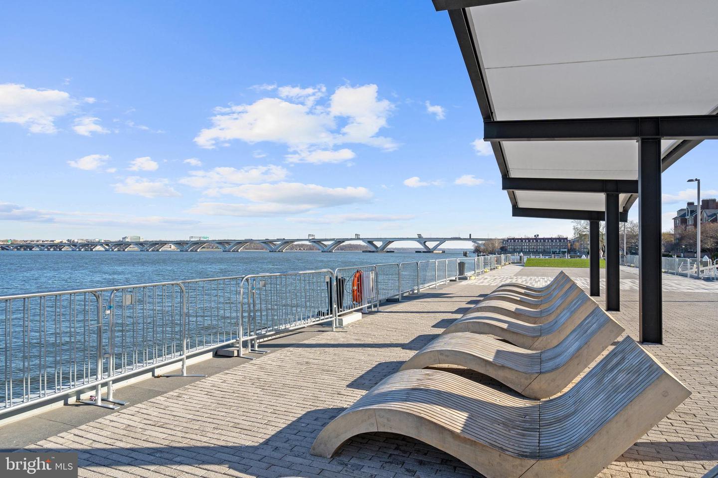 22 BAKERS WALK #306, ALEXANDRIA, Virginia 22314, 2 Bedrooms Bedrooms, ,2 BathroomsBathrooms,Residential,For sale,22 BAKERS WALK #306,VAAX2051504 MLS # VAAX2051504 22 BAKERS WALK #306, ALEXANDRIA, Virginia 22314, 2 Bedrooms Bedrooms, ,2 BathroomsBathrooms,Residential,For sale,22 BAKERS WALK #306,VAAX2051504 MLS # VAAX2051504