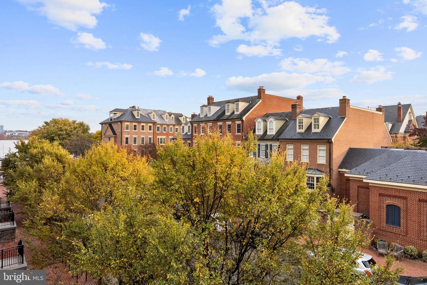 22 BAKERS WALK #306, ALEXANDRIA, Virginia 22314, 2 Bedrooms Bedrooms, ,2 BathroomsBathrooms,Residential,For sale,22 BAKERS WALK #306,VAAX2051504 MLS # VAAX2051504 22 BAKERS WALK #306, ALEXANDRIA, Virginia 22314, 2 Bedrooms Bedrooms, ,2 BathroomsBathrooms,Residential,For sale,22 BAKERS WALK #306,VAAX2051504 MLS # VAAX2051504