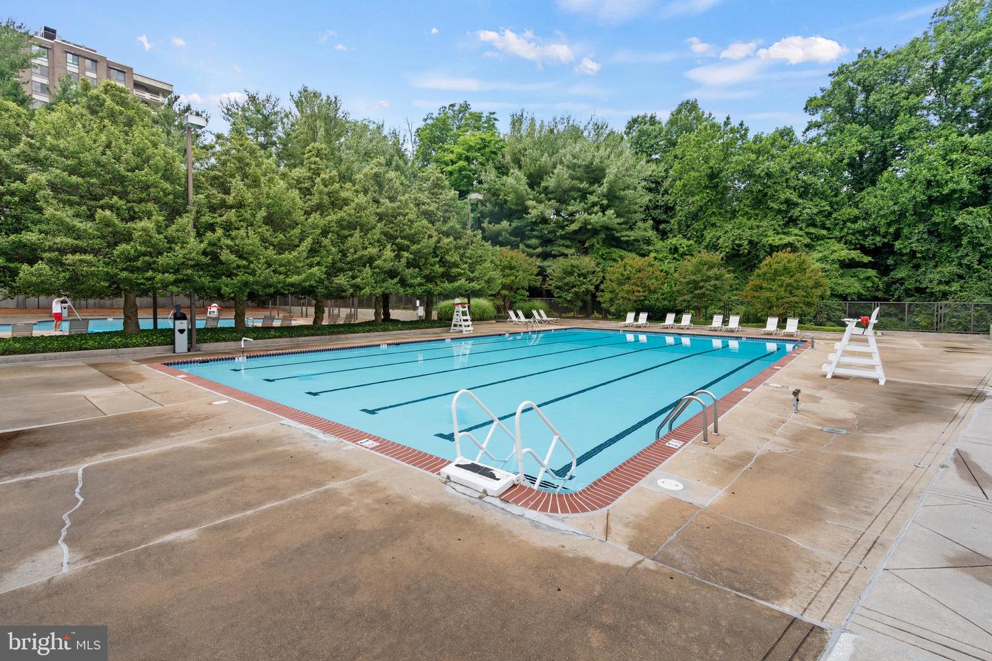 1800 OLD MEADOW RD #1412, MCLEAN, Virginia 22102, 1 Bedroom Bedrooms, 2 Rooms Rooms,1 BathroomBathrooms,Residential,For sale,1800 OLD MEADOW RD #1412,VAFX2278172 MLS # VAFX2278172