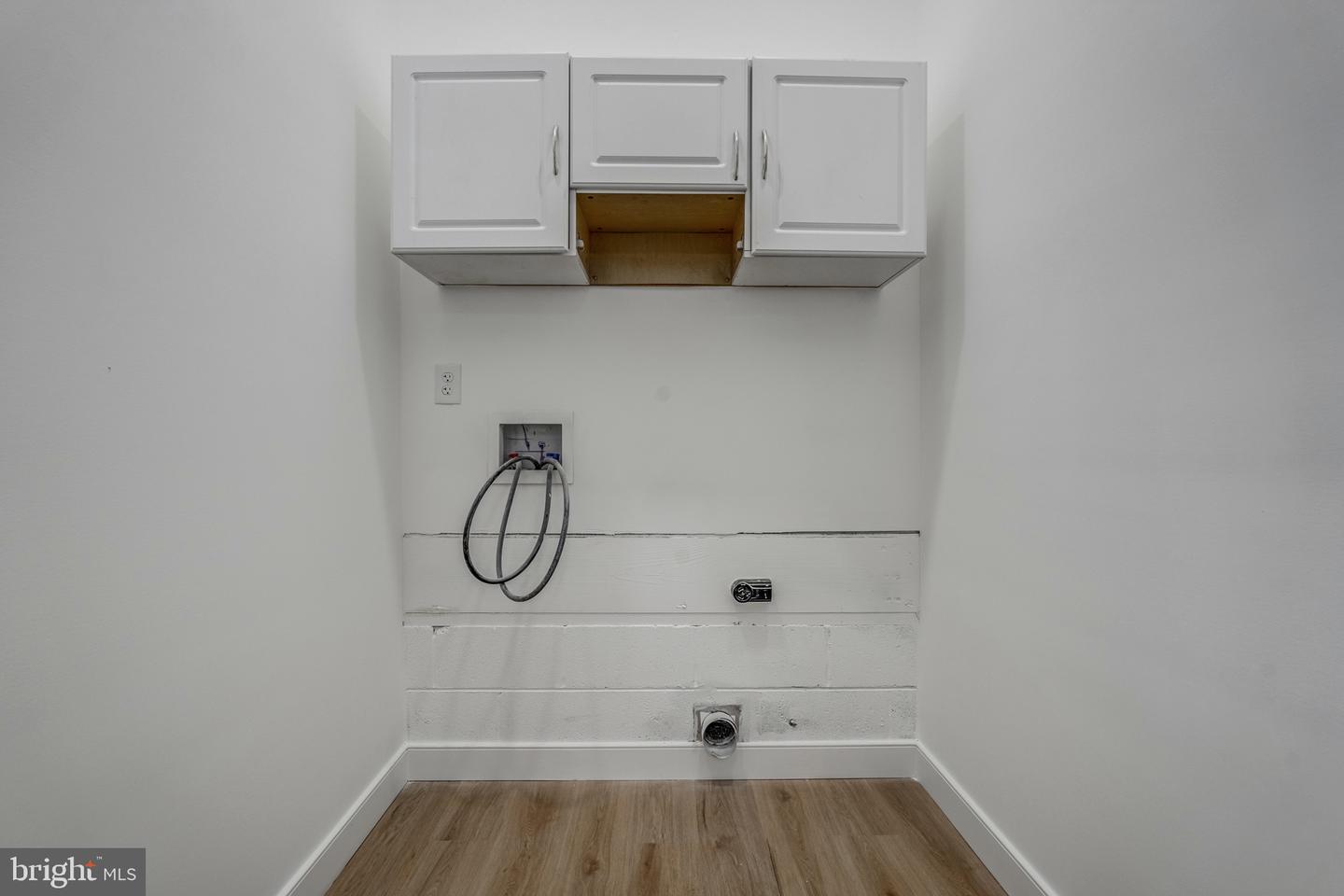 1771 ROBINDALE RD, NORTH CHESTERFIELD, Virginia 23224, 4 Bedrooms Bedrooms, ,2 BathroomsBathrooms,Residential,For sale,1771 ROBINDALE RD,VACF2001320 MLS # VACF2001320