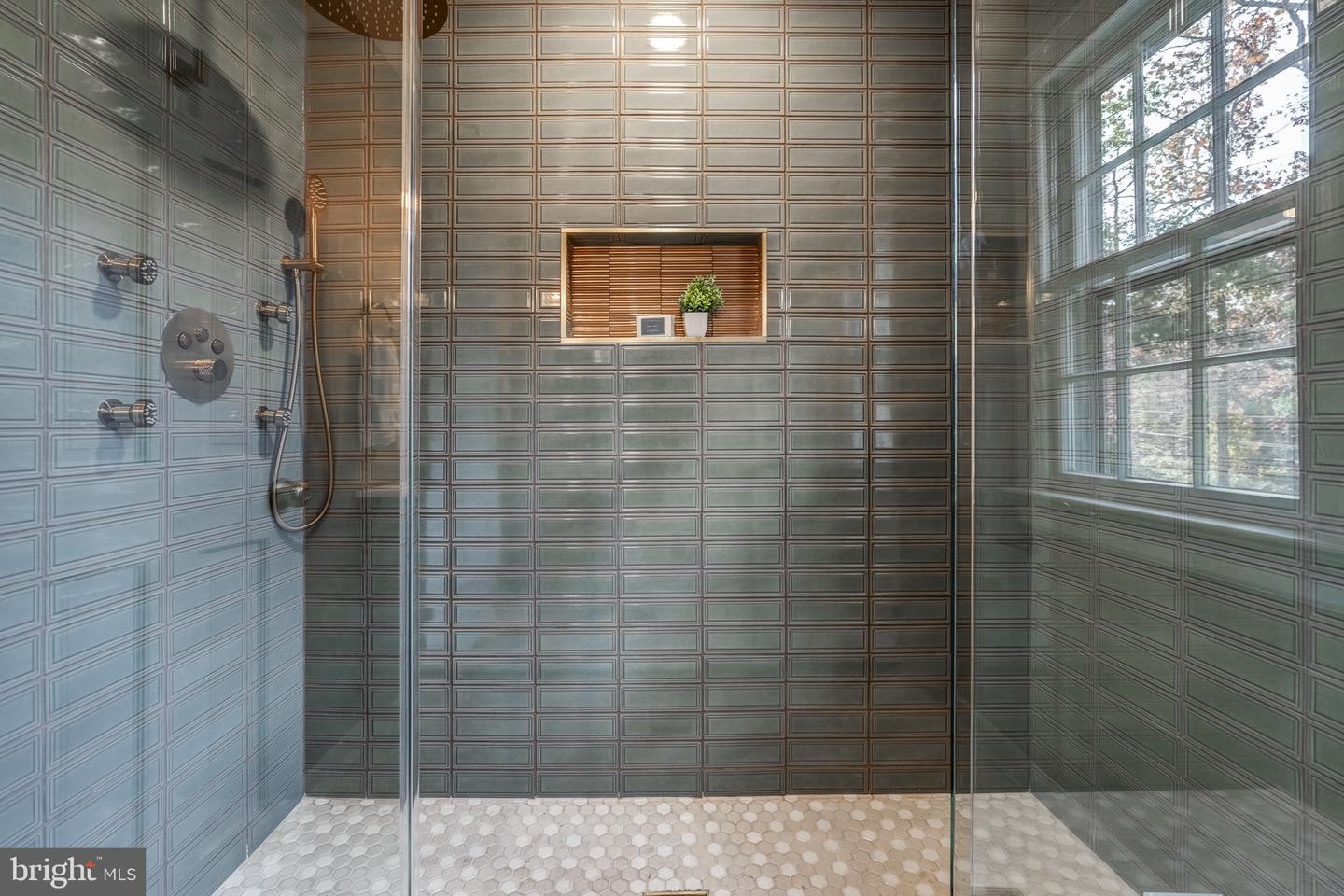 1771 ROBINDALE RD, NORTH CHESTERFIELD, Virginia 23224, 4 Bedrooms Bedrooms, ,2 BathroomsBathrooms,Residential,For sale,1771 ROBINDALE RD,VACF2001320 MLS # VACF2001320