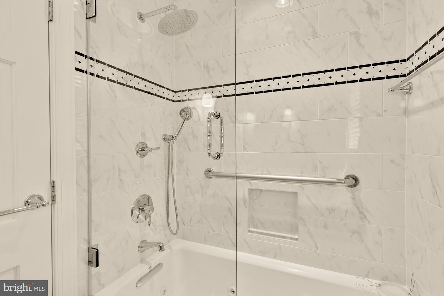 6038 FORT HUNT RD, ALEXANDRIA, Virginia 22307, 3 Bedrooms Bedrooms, ,2 BathroomsBathrooms,Residential,For sale,6038 FORT HUNT RD,VAFX2278258 MLS # VAFX2278258 6038 FORT HUNT RD, ALEXANDRIA, Virginia 22307, 3 Bedrooms Bedrooms, ,2 BathroomsBathrooms,Residential,For sale,6038 FORT HUNT RD,VAFX2278258 MLS # VAFX2278258