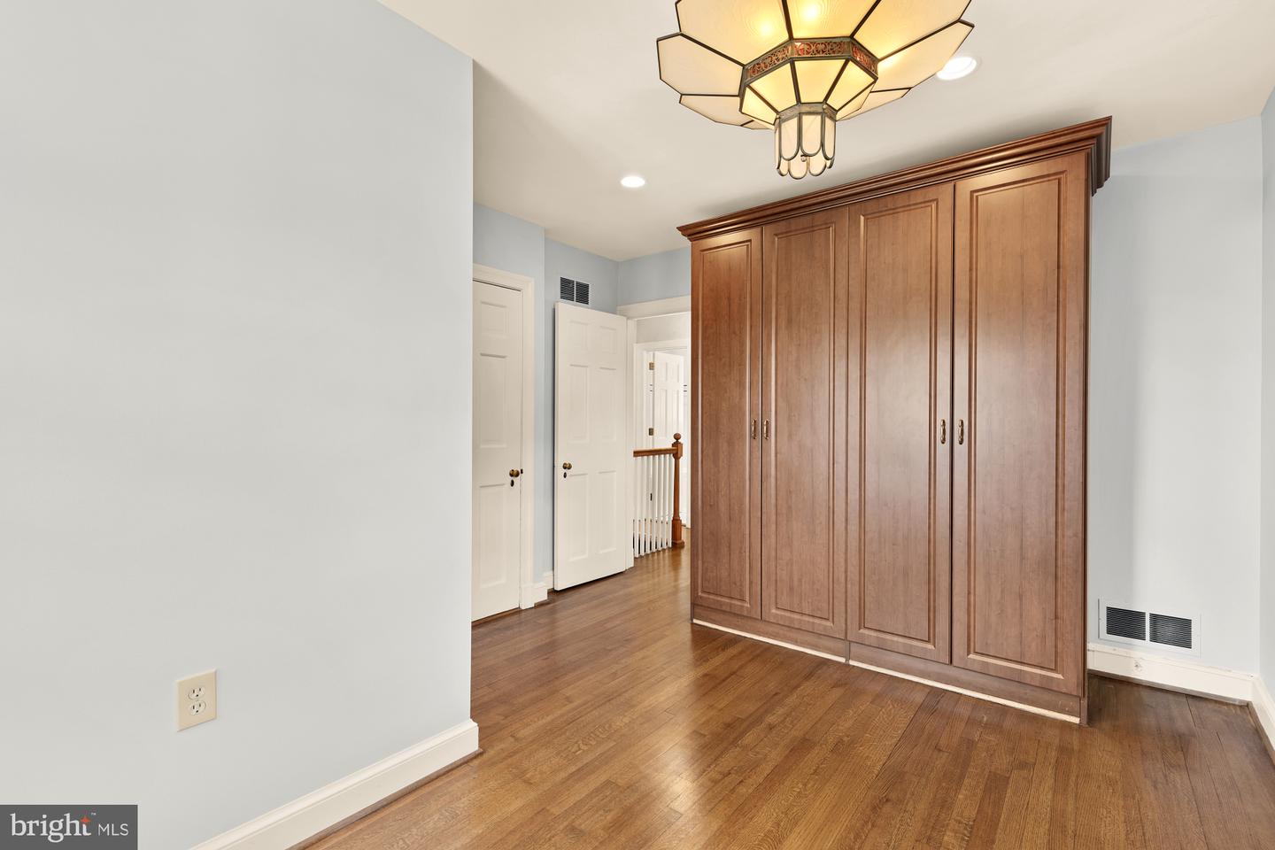 6038 FORT HUNT RD, ALEXANDRIA, Virginia 22307, 3 Bedrooms Bedrooms, ,2 BathroomsBathrooms,Residential,For sale,6038 FORT HUNT RD,VAFX2278258 MLS # VAFX2278258 6038 FORT HUNT RD, ALEXANDRIA, Virginia 22307, 3 Bedrooms Bedrooms, ,2 BathroomsBathrooms,Residential,For sale,6038 FORT HUNT RD,VAFX2278258 MLS # VAFX2278258