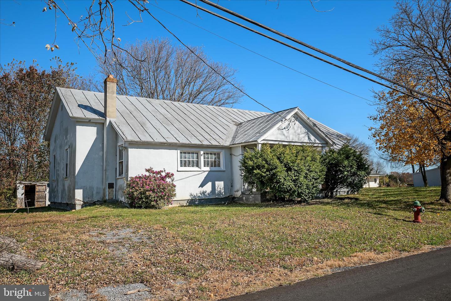 751 - 761 OLD CHARLES TOWN RD, STEPHENSON, Virginia 22656, 4 Bedrooms Bedrooms, ,2 BathroomsBathrooms,Residential,For sale,751 - 761 OLD CHARLES TOWN RD,VAFV2037948 MLS # VAFV2037948