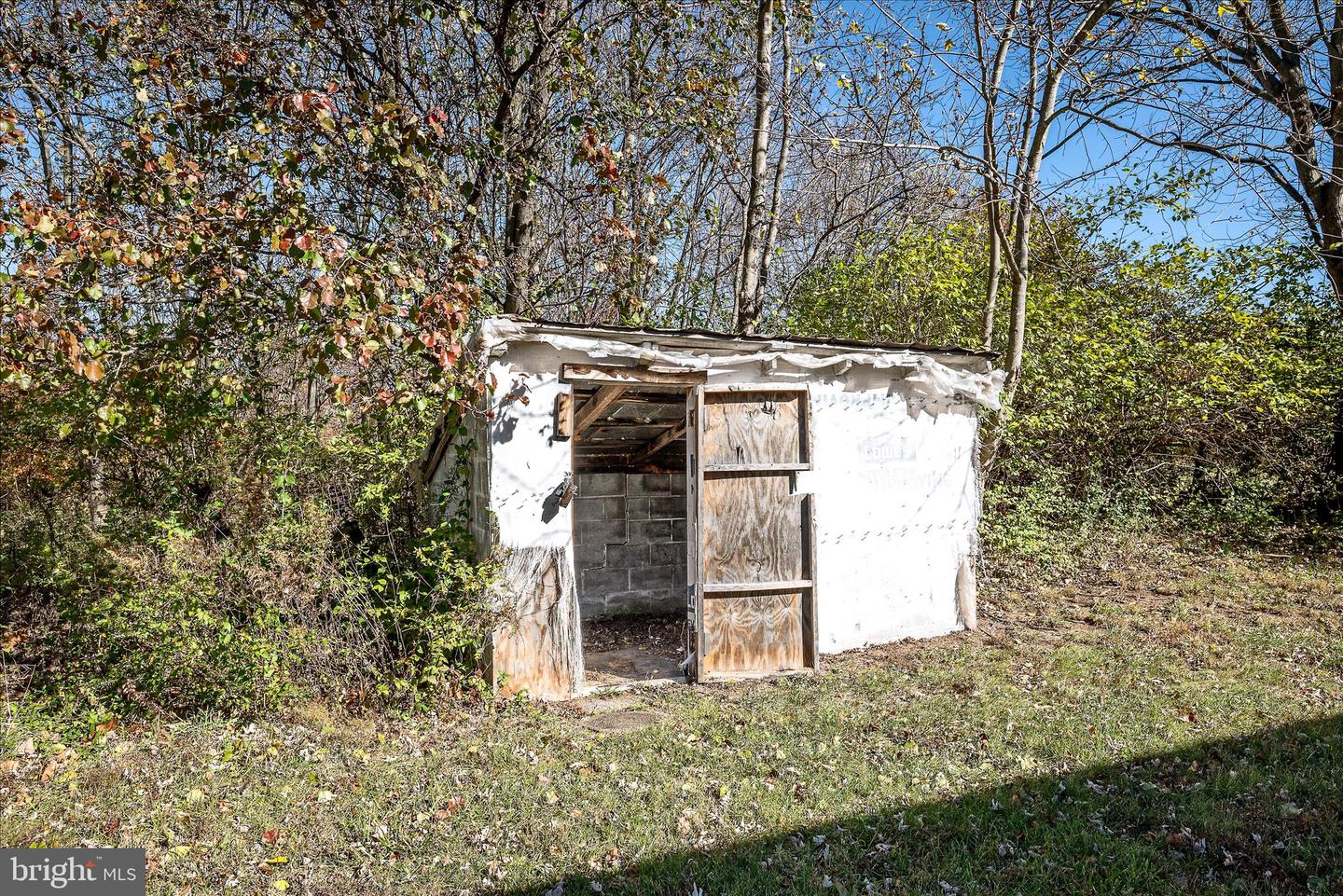 751 - 761 OLD CHARLES TOWN RD, STEPHENSON, Virginia 22656, 4 Bedrooms Bedrooms, ,2 BathroomsBathrooms,Residential,For sale,751 - 761 OLD CHARLES TOWN RD,VAFV2037948 MLS # VAFV2037948