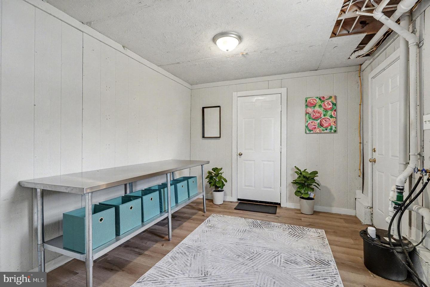 9119 OLD BLOCK HOUSE LN, SPOTSYLVANIA, Virginia 22551, 5 Bedrooms Bedrooms, ,2 BathroomsBathrooms,Residential,For sale,9119 OLD BLOCK HOUSE LN,VASP2037490 MLS # VASP2037490