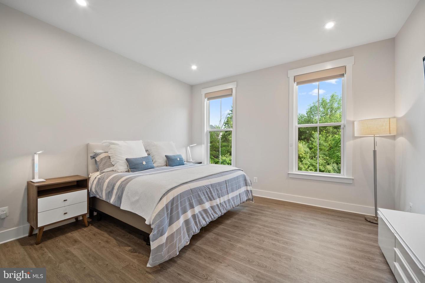 43441 BETTYS FARM DR, CHANTILLY, Virginia 20152, 4 Bedrooms Bedrooms, ,3 BathroomsBathrooms,Residential,For sale,43441 BETTYS FARM DR,VALO2110858 MLS # VALO2110858