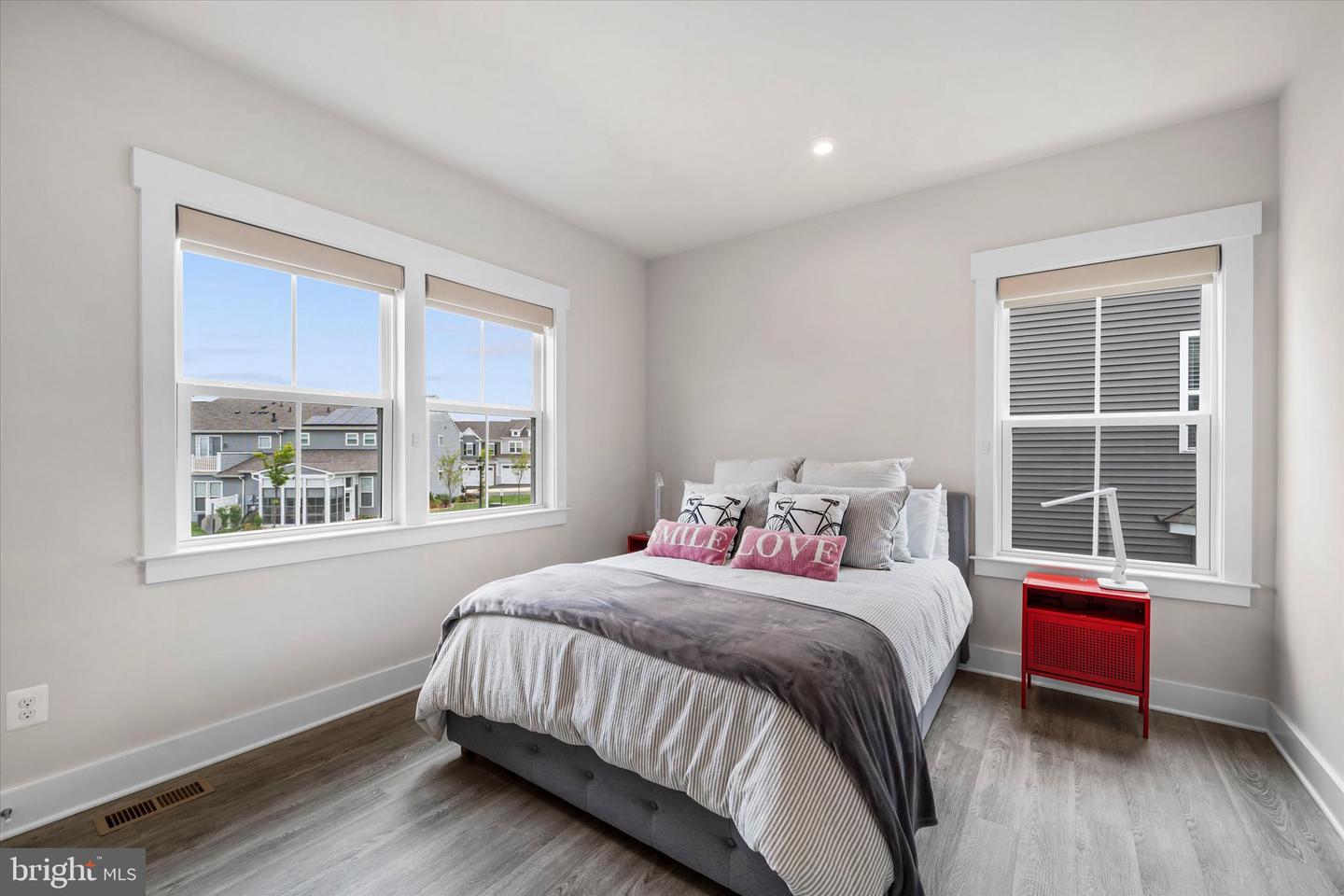 43441 BETTYS FARM DR, CHANTILLY, Virginia 20152, 4 Bedrooms Bedrooms, ,3 BathroomsBathrooms,Residential,For sale,43441 BETTYS FARM DR,VALO2110858 MLS # VALO2110858