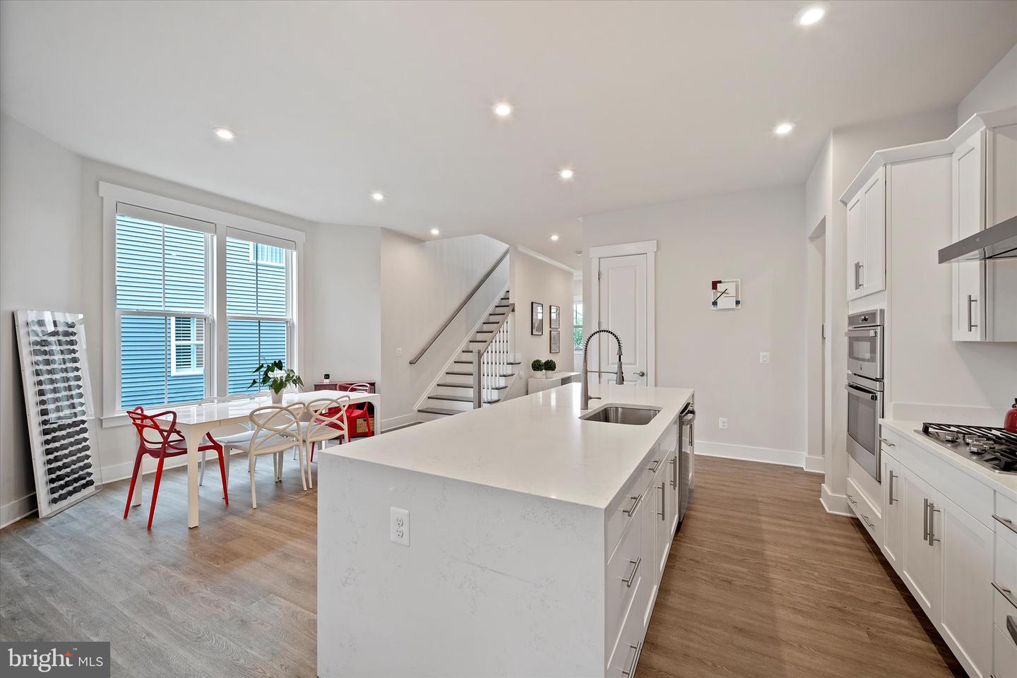 43441 BETTYS FARM DR, CHANTILLY, Virginia 20152, 4 Bedrooms Bedrooms, ,3 BathroomsBathrooms,Residential,For sale,43441 BETTYS FARM DR,VALO2110858 MLS # VALO2110858