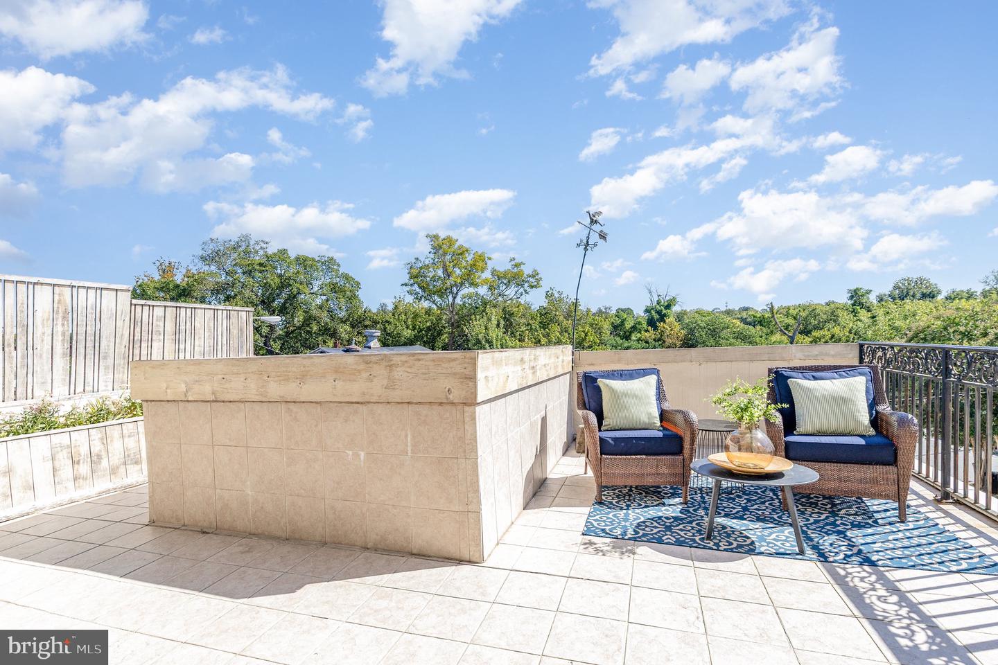 913-B CAROLINE, FREDERICKSBURG, Virginia 22401, 3 Bedrooms Bedrooms, ,2 BathroomsBathrooms,Residential,For sale,913-B CAROLINE,VAFB2009278 MLS # VAFB2009278