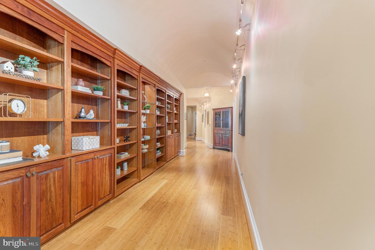 913-B CAROLINE, FREDERICKSBURG, Virginia 22401, 3 Bedrooms Bedrooms, ,2 BathroomsBathrooms,Residential,For sale,913-B CAROLINE,VAFB2009278 MLS # VAFB2009278