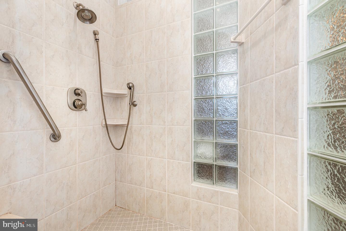 913-B CAROLINE, FREDERICKSBURG, Virginia 22401, 3 Bedrooms Bedrooms, ,2 BathroomsBathrooms,Residential,For sale,913-B CAROLINE,VAFB2009278 MLS # VAFB2009278