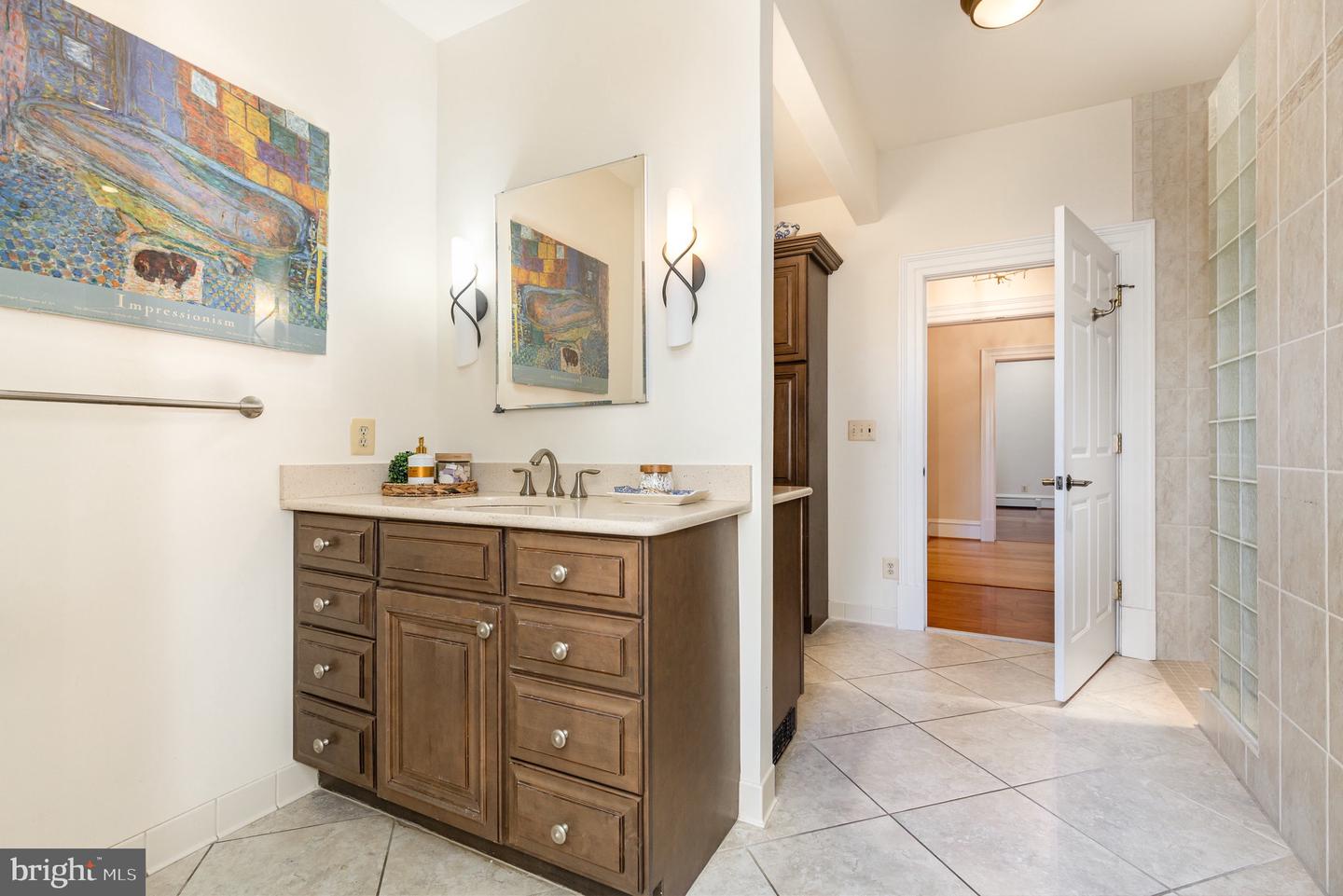 913-B CAROLINE, FREDERICKSBURG, Virginia 22401, 3 Bedrooms Bedrooms, ,2 BathroomsBathrooms,Residential,For sale,913-B CAROLINE,VAFB2009278 MLS # VAFB2009278