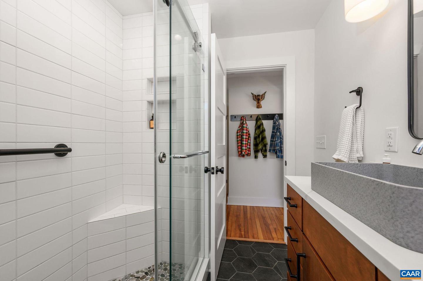 645 W FREDERICK ST, STAUNTON, Virginia 24401, 5 Bedrooms Bedrooms, ,3 BathroomsBathrooms,Residential,For sale,645 W FREDERICK ST,670920 MLS # 670920 645 W FREDERICK ST, STAUNTON, Virginia 24401, 5 Bedrooms Bedrooms, ,3 BathroomsBathrooms,Residential,For sale,645 W FREDERICK ST,670920 MLS # 670920